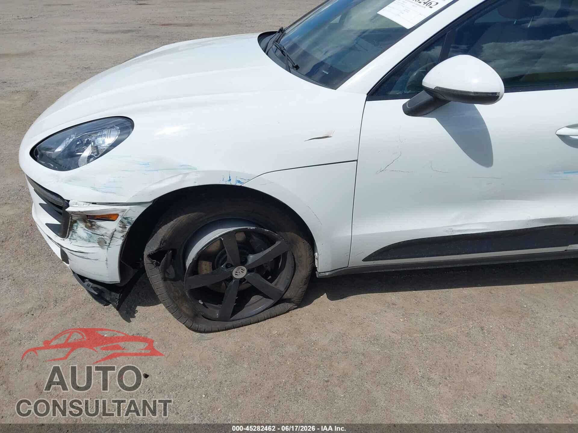 PORSCHE MACAN 2018 - WP1AA2A51JLB01098