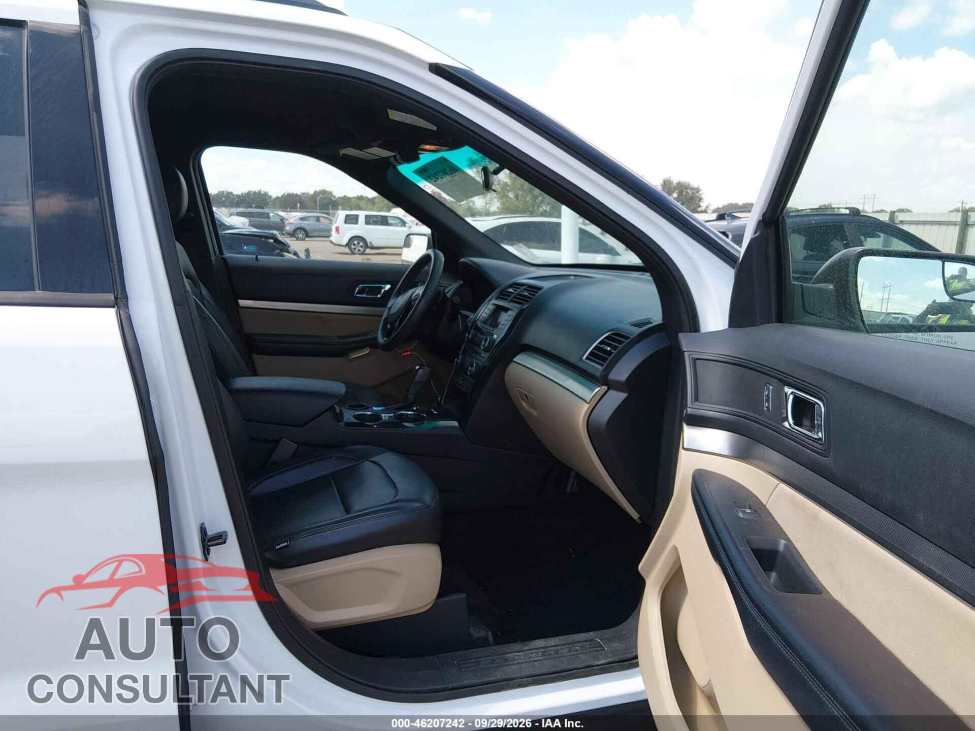 FORD EXPLORER 2017 - 1FM5K7B82HGB59631