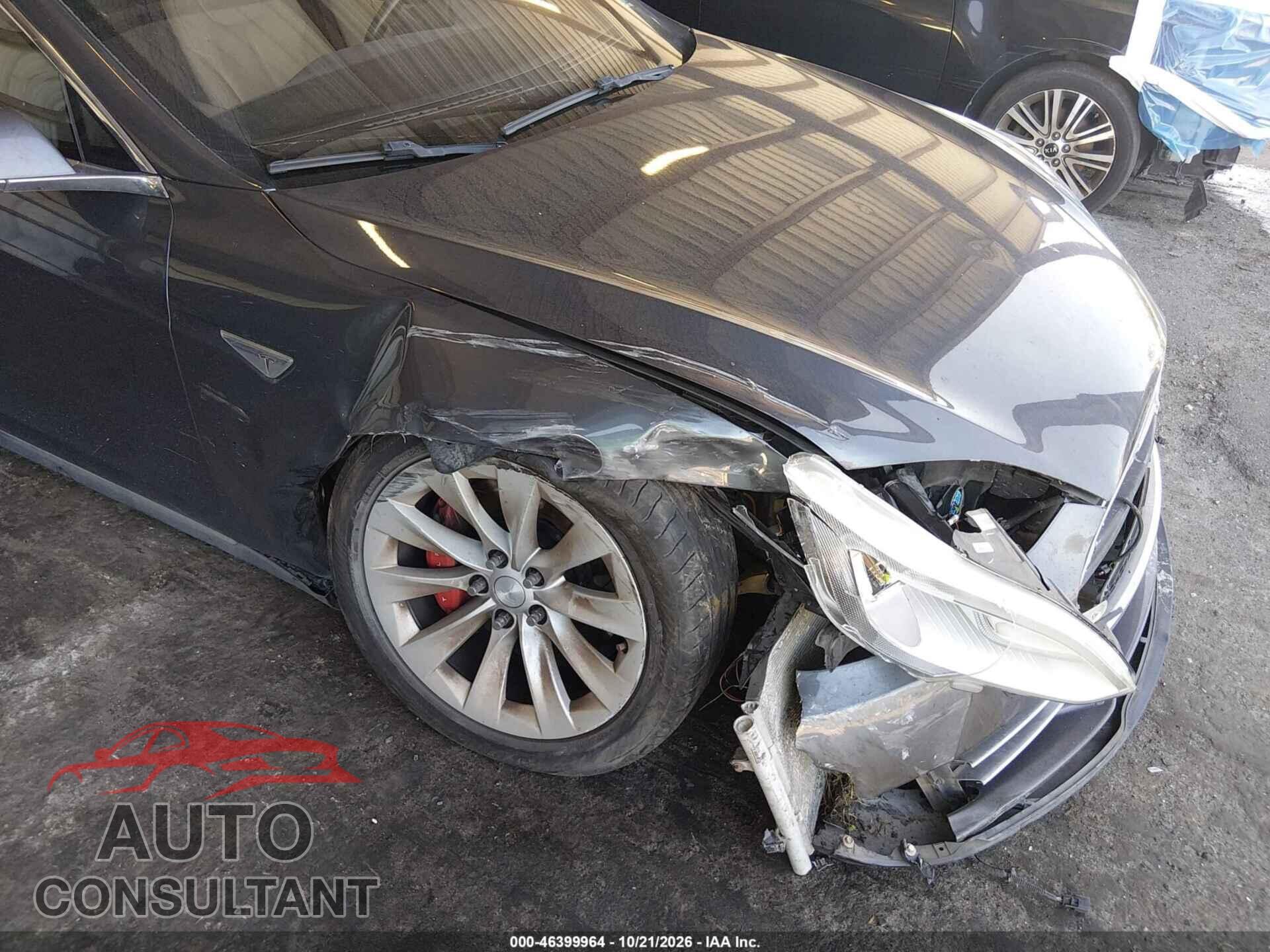 TESLA MODEL S 2015 - 5YJSA1H2XFFP75689