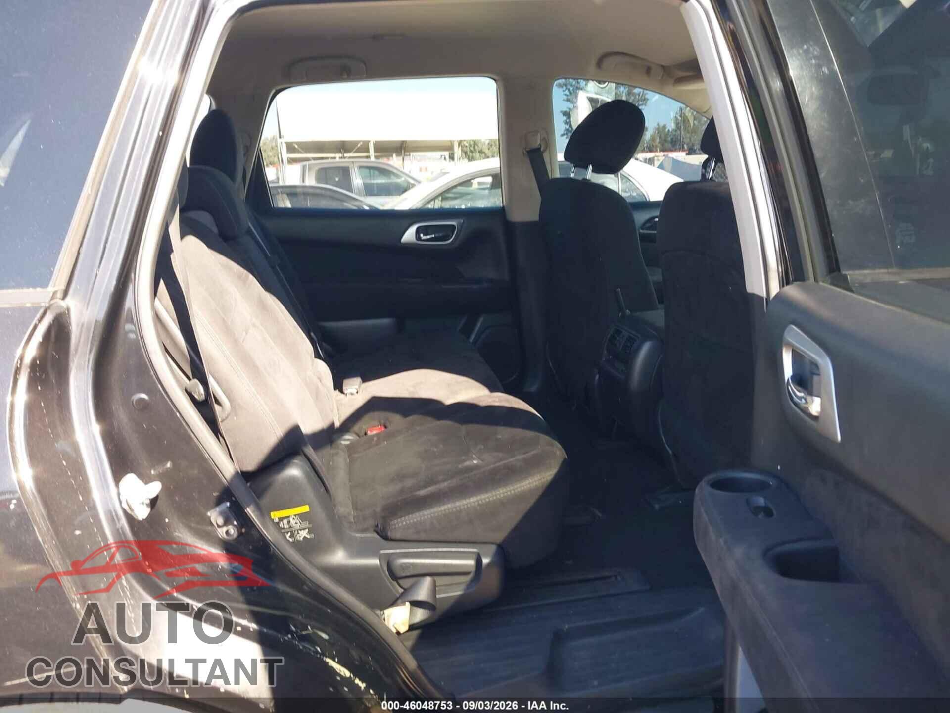 NISSAN PATHFINDER 2015 - 5N1AR2MN3FC612093