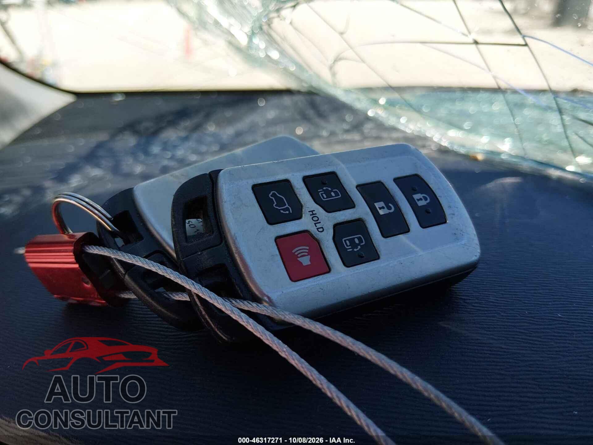 TOYOTA SIENNA 2012 - 5TDYK3DC2CS206084