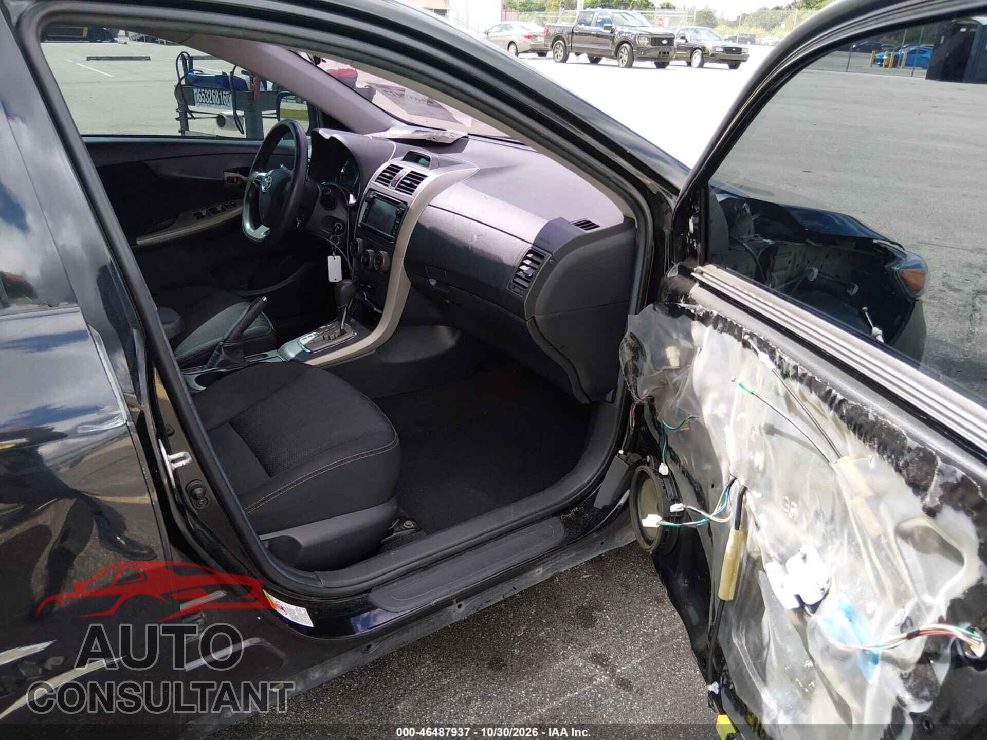 TOYOTA COROLLA 2013 - 5YFBU4EE7DP111407