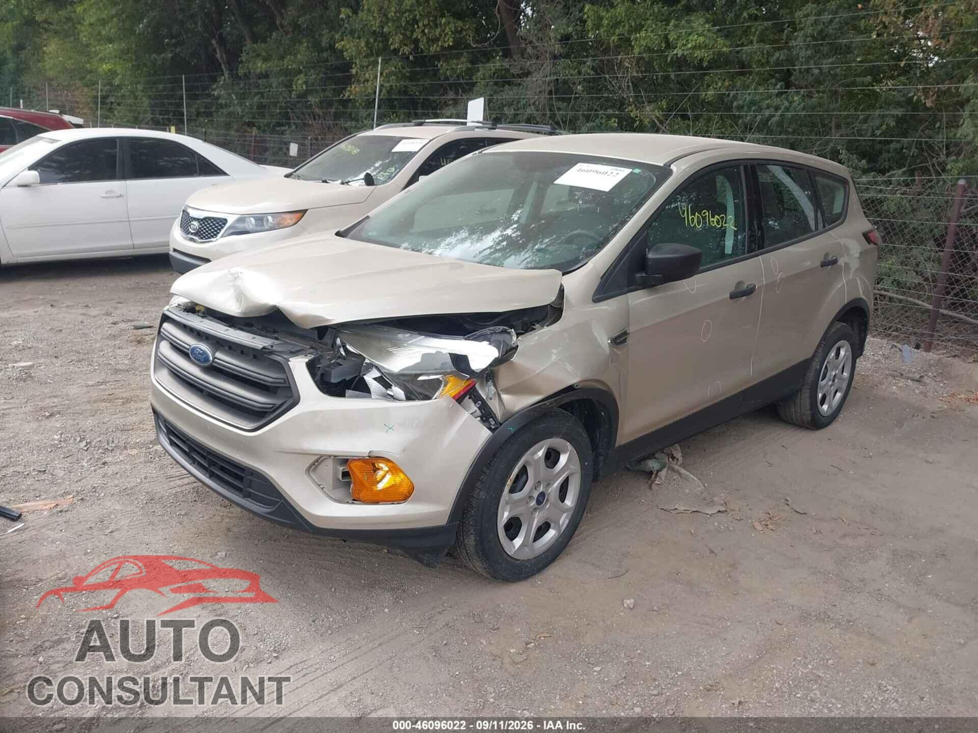 FORD ESCAPE 2017 - 1FMCU0F71HUF04479