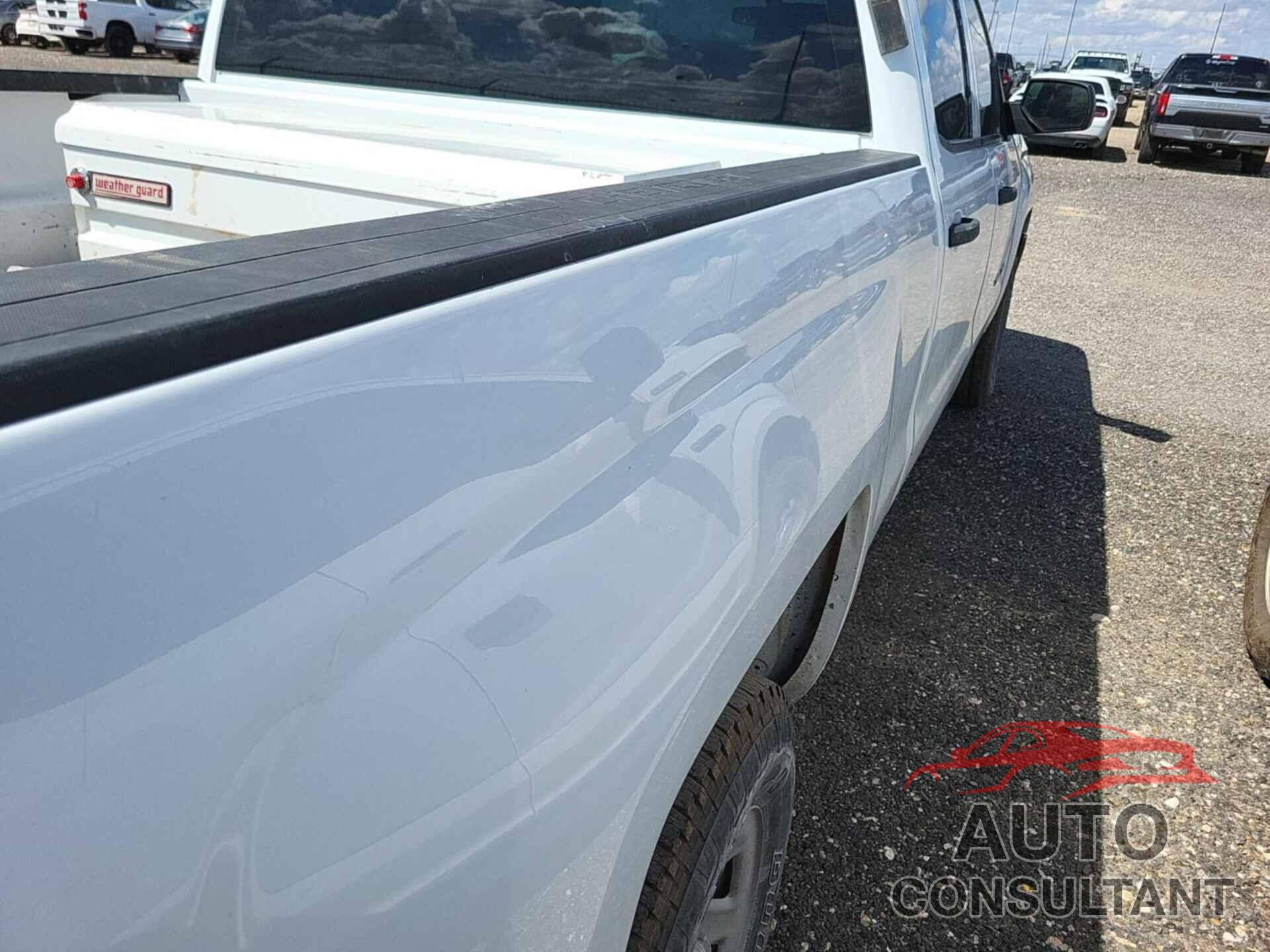 CHEVROLET SILVERADO 2017 - 1GCPCNEC7HF206561