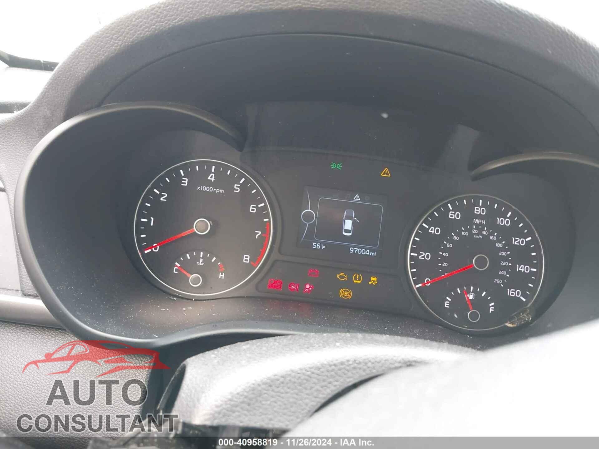 KIA OPTIMA 2018 - KNAGT4L39J5213131