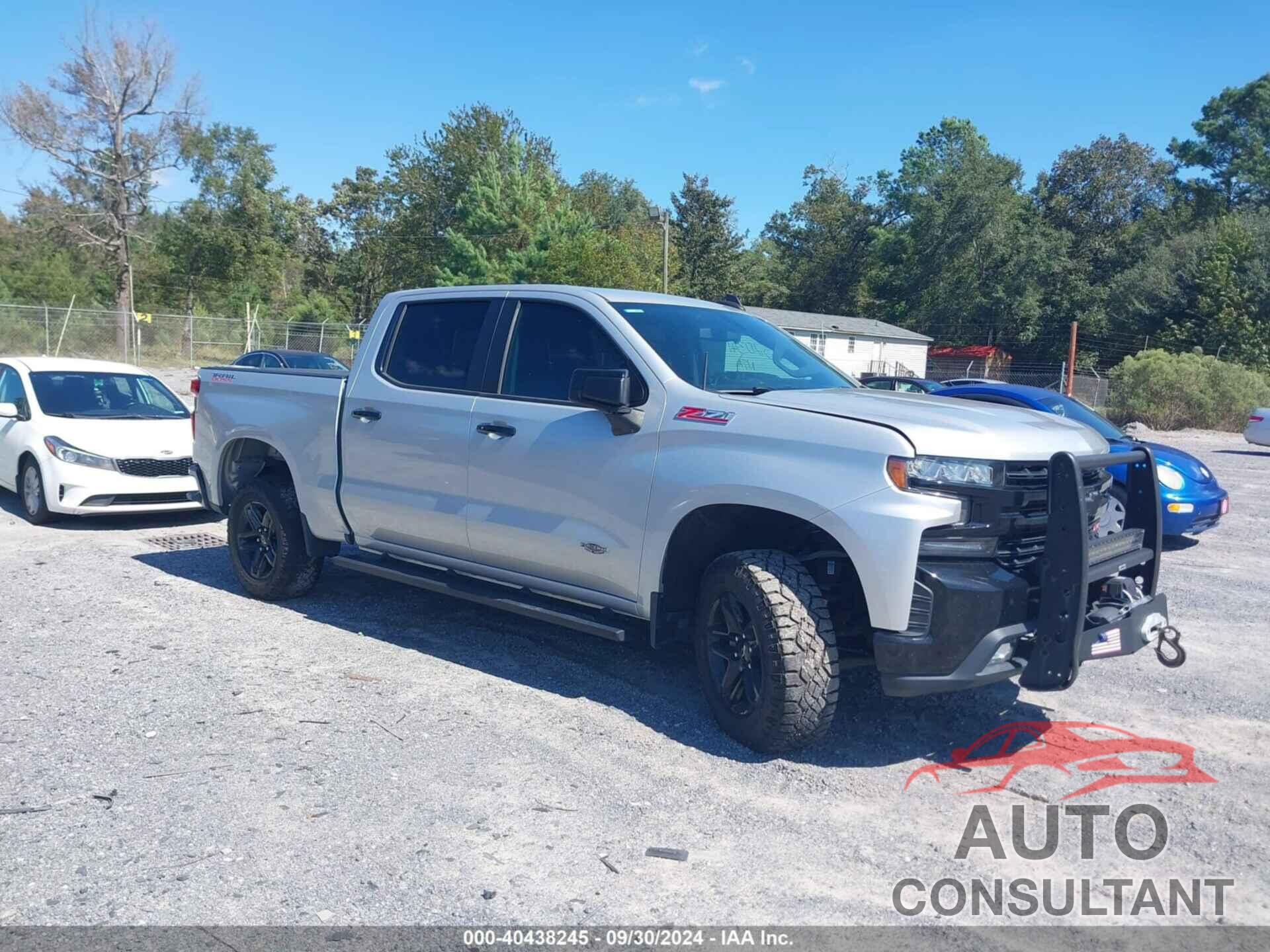 CHEVROLET SILVERADO 1500 2020 - 1GCPYFED5LZ320341