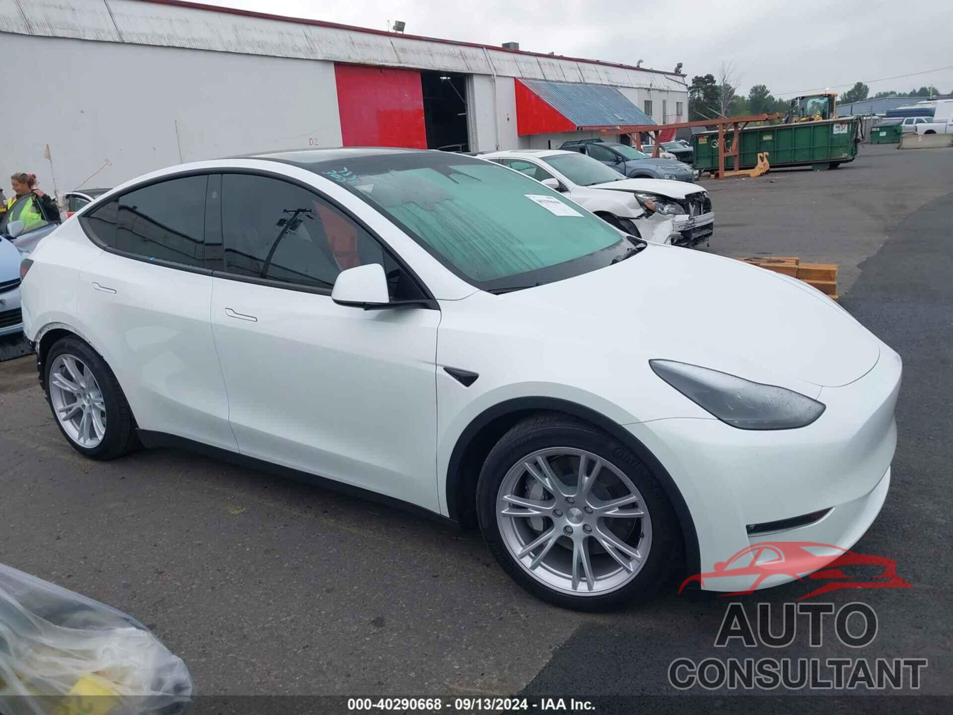 TESLA MODEL Y 2023 - 7SAYGDEE3PF776129