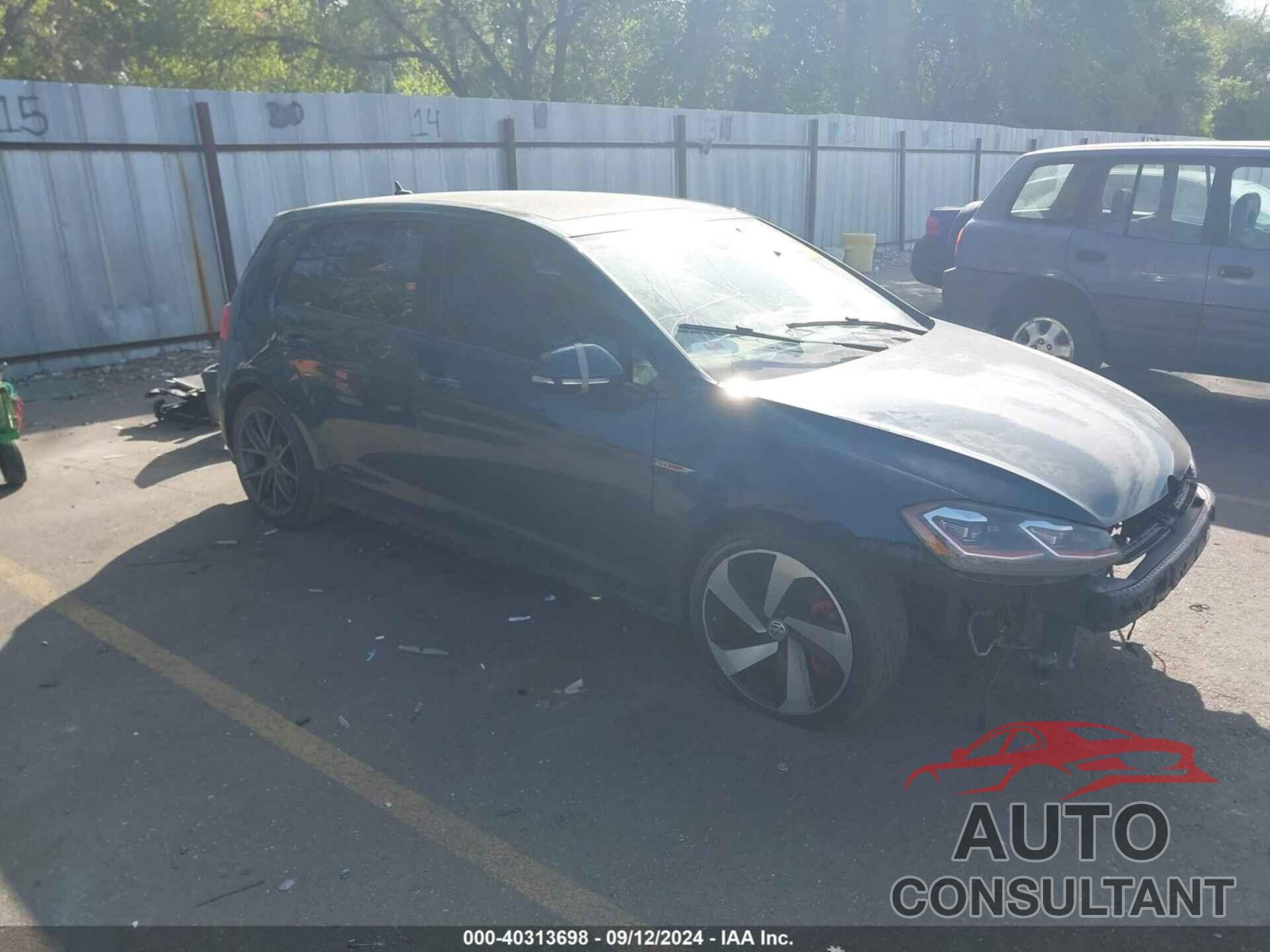 VOLKSWAGEN GOLF GTI 2018 - 3VW447AUXJM253550