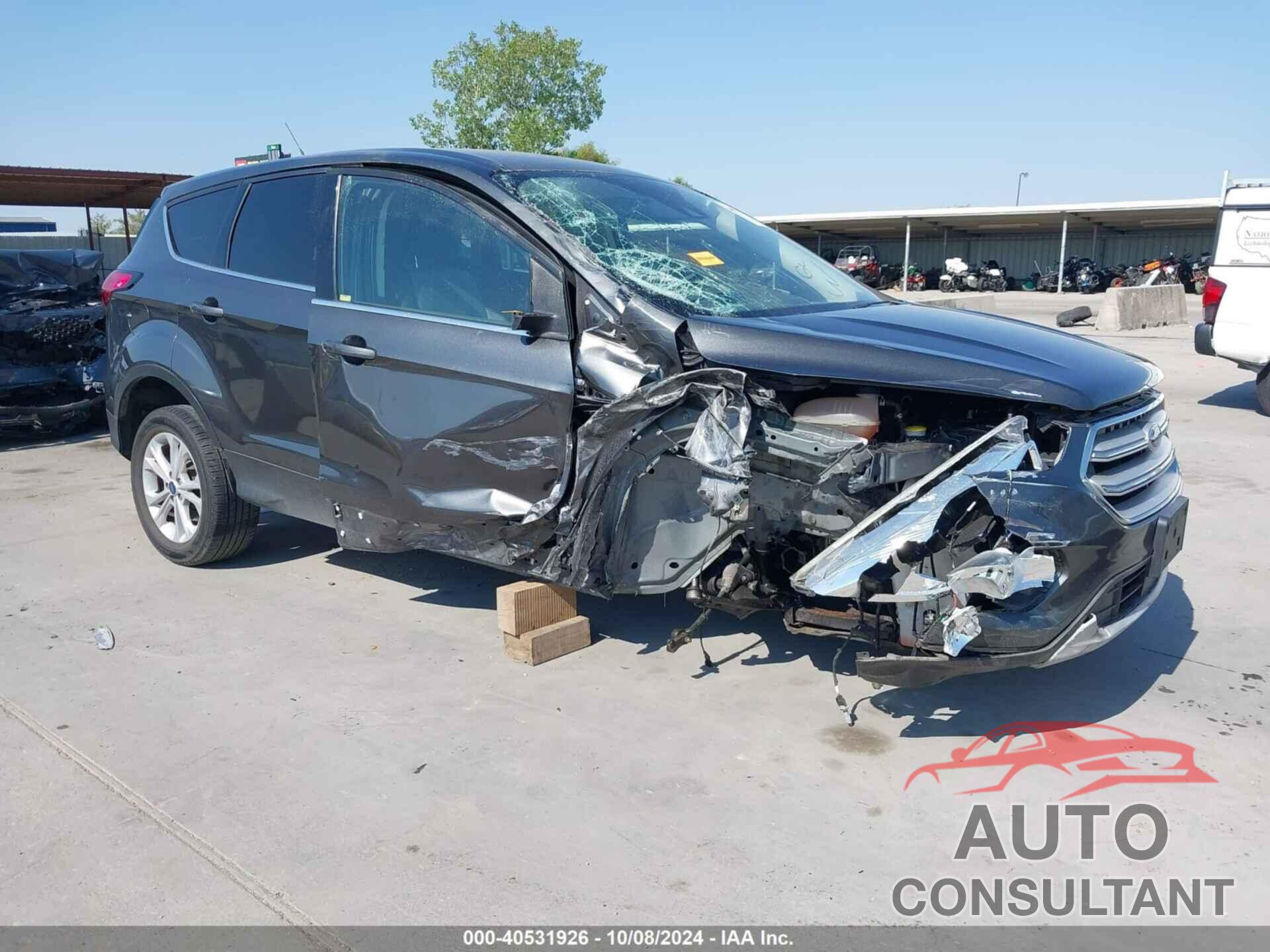 FORD ESCAPE 2019 - 1FMCU0GD0KUA41195