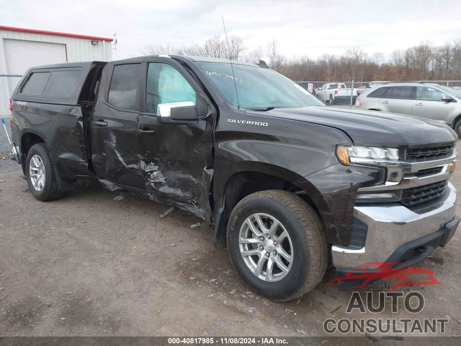CHEVROLET SILVERADO 1500 2019 - 1GCRYDEKXKZ381856