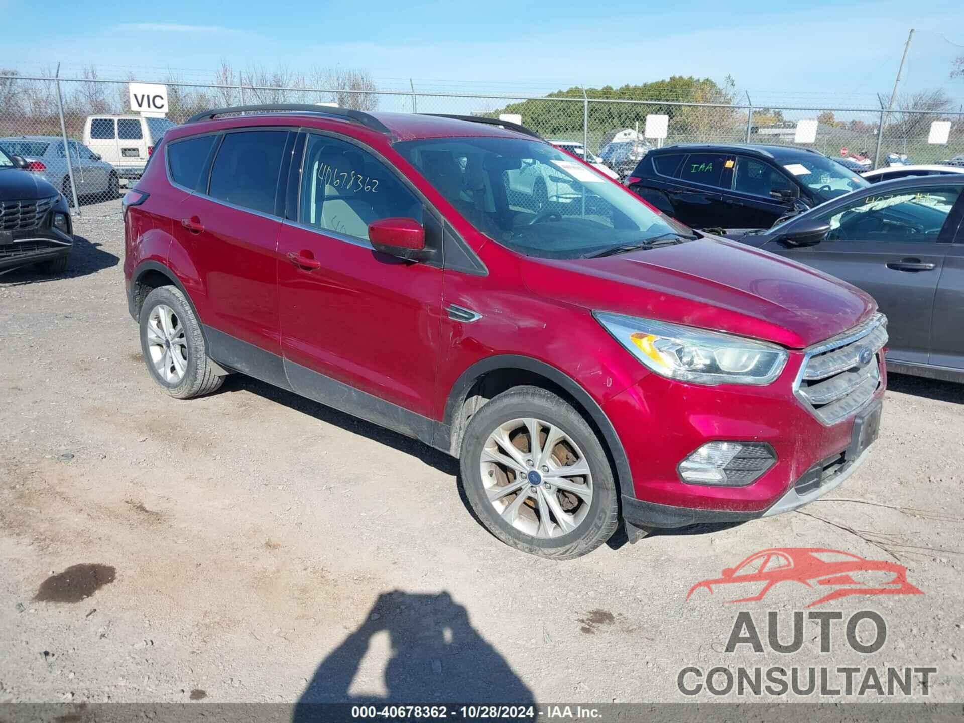 FORD ESCAPE 2017 - 1FMCU9GD1HUE03550