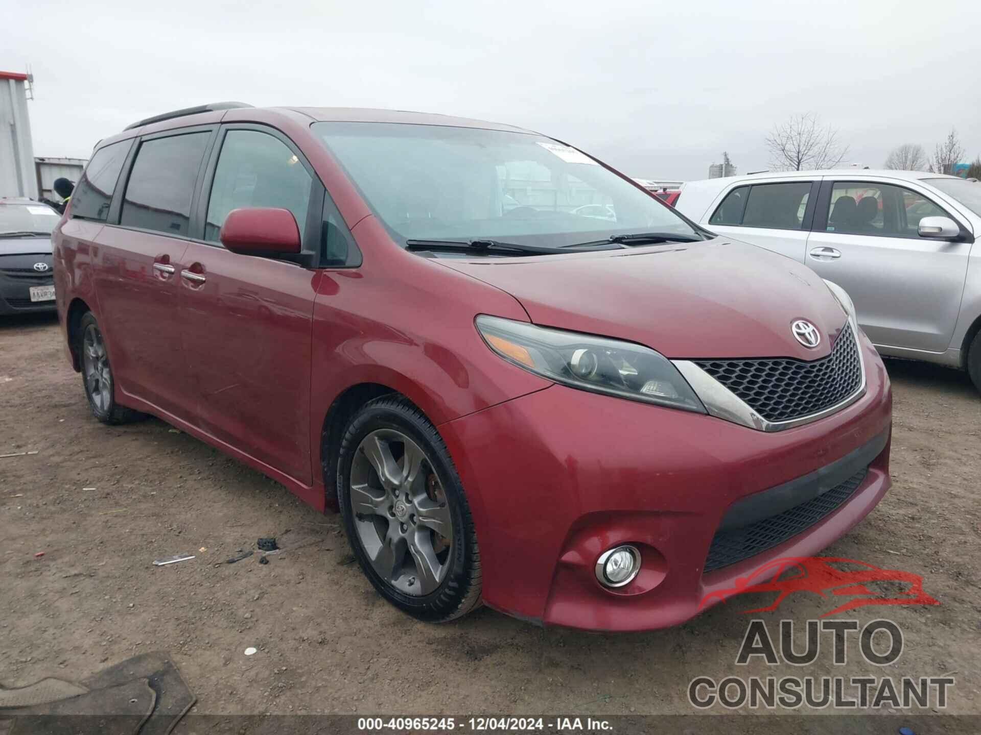 TOYOTA SIENNA 2015 - 5TDXK3DC2FS664014