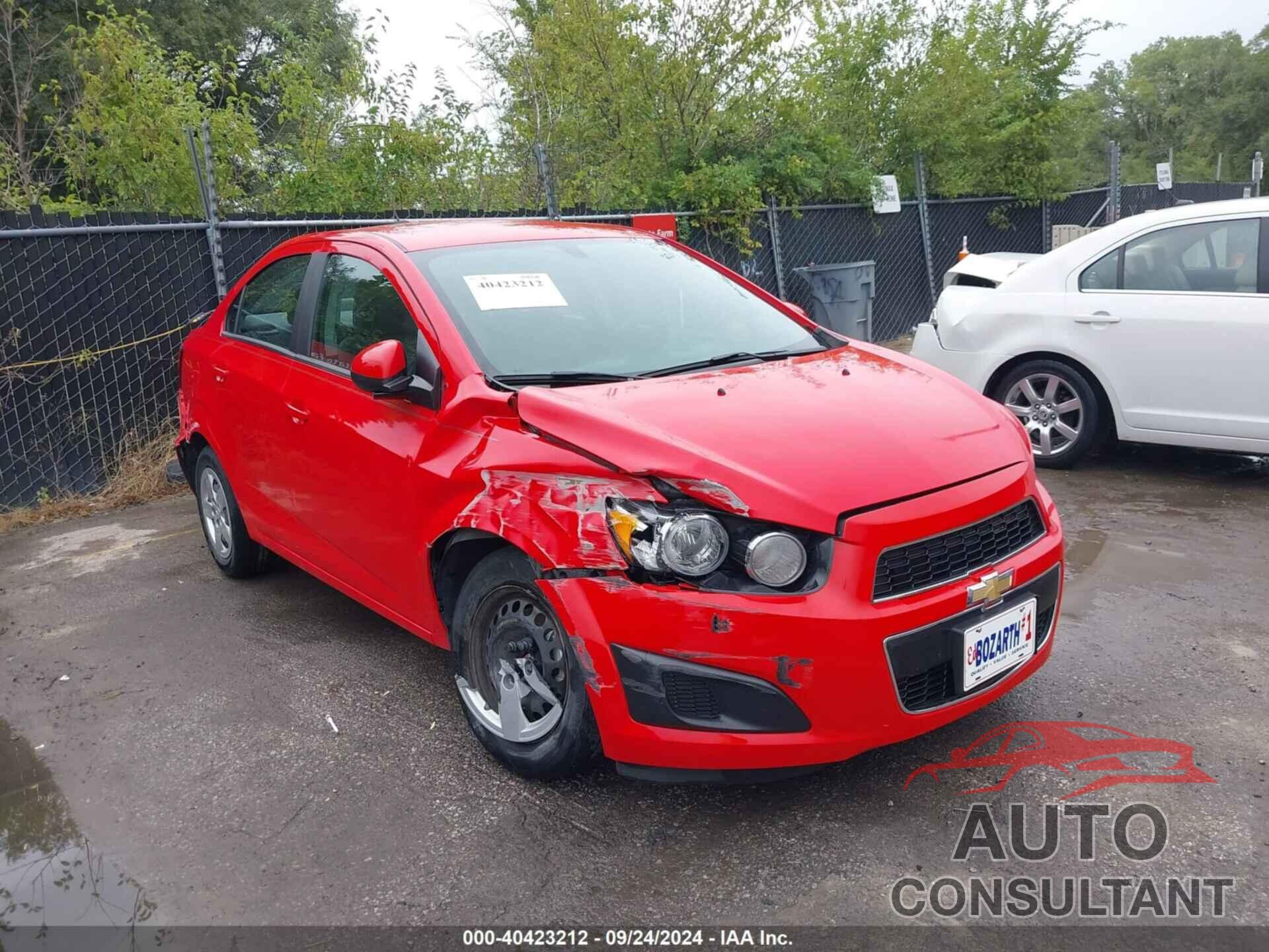 CHEVROLET SONIC 2016 - 1G1JA5SH4G4111826