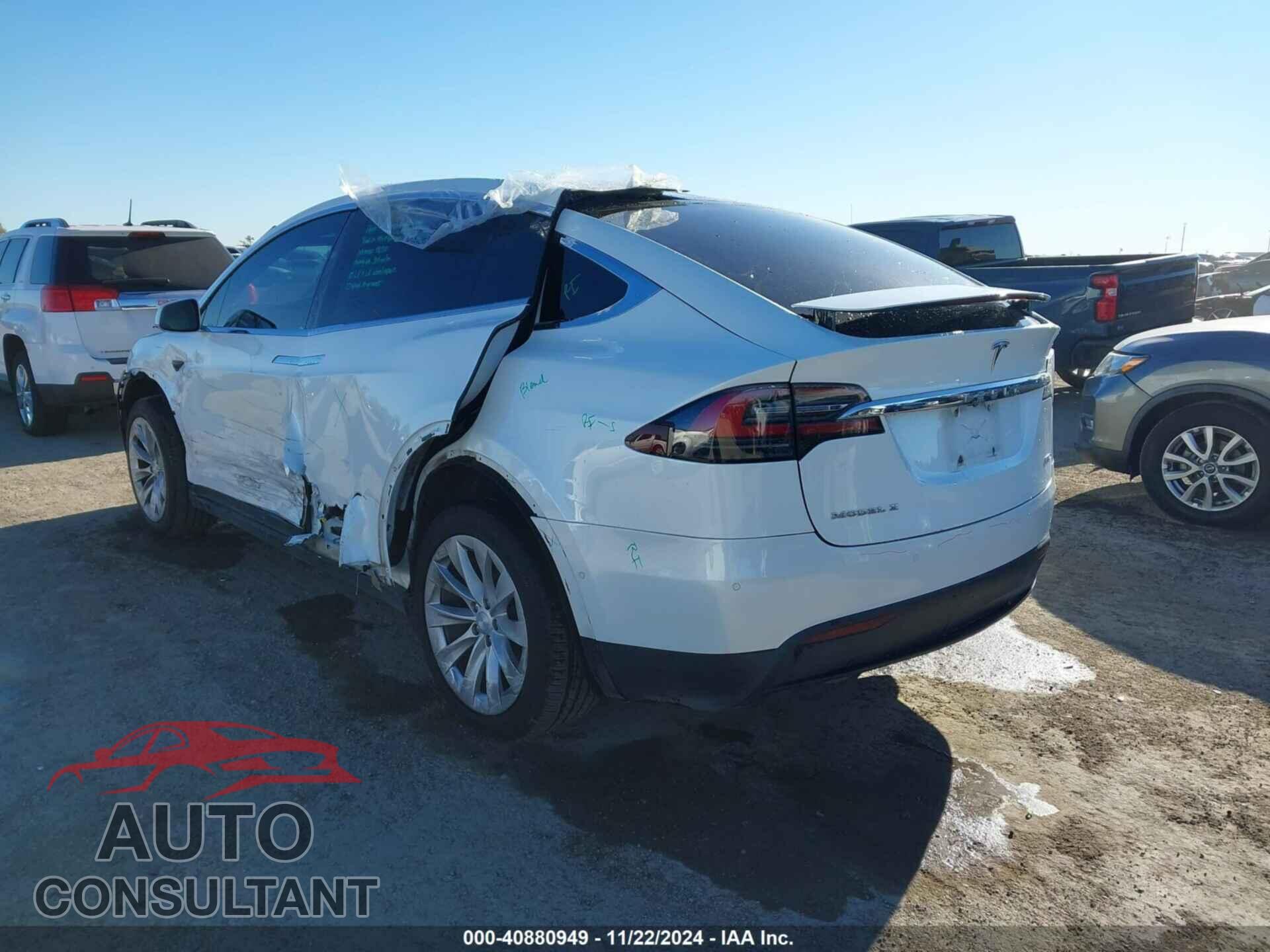 TESLA MODEL X 2017 - 5YJXCBE21HF065092