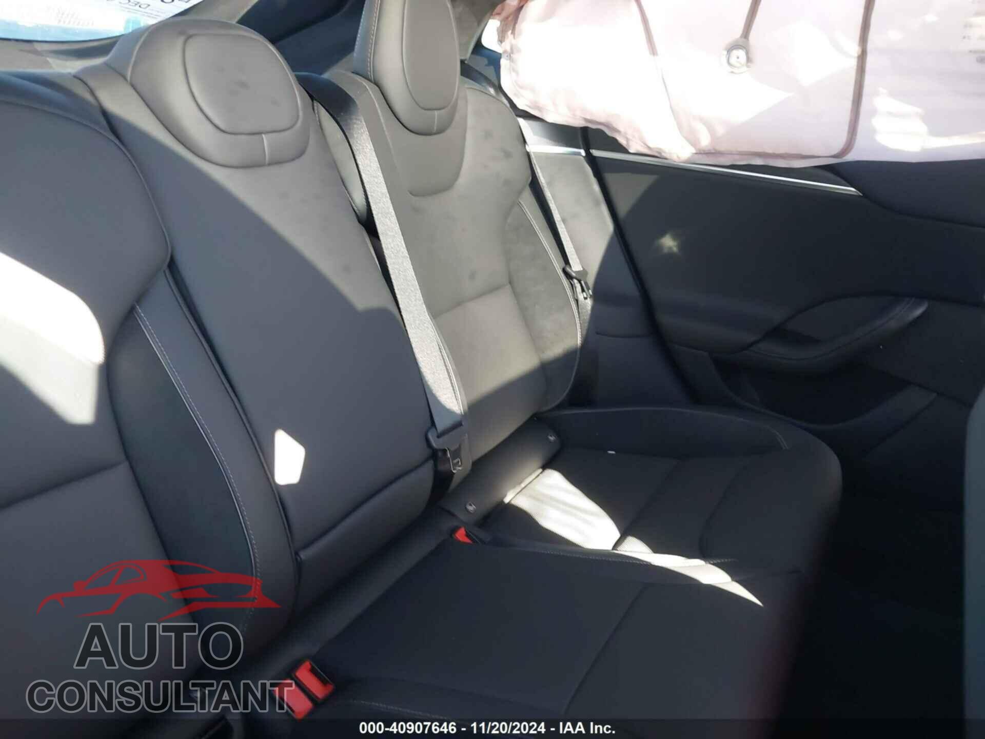 TESLA MODEL S 2024 - 5YJSA1E69RF544911