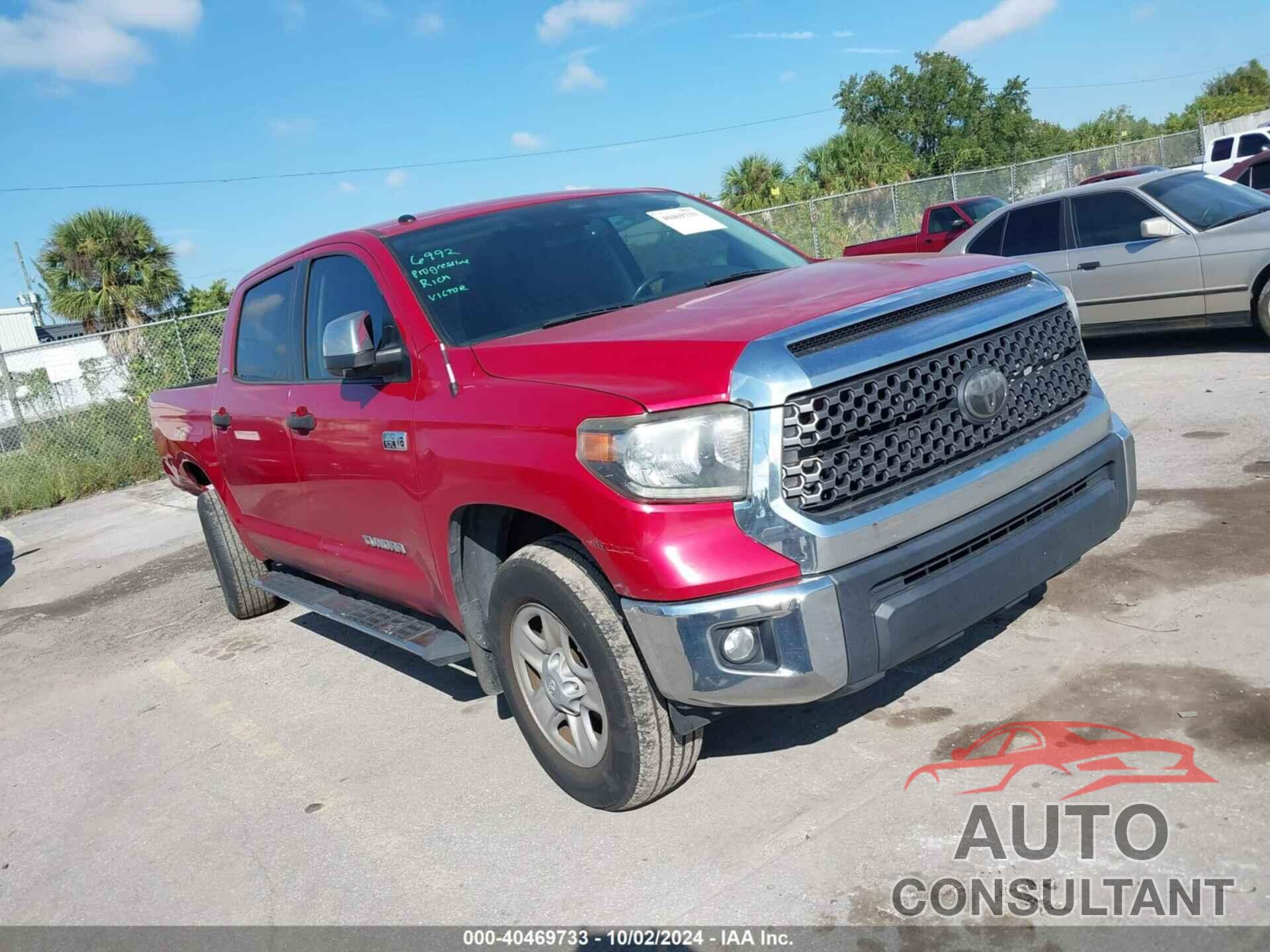 TOYOTA TUNDRA 2018 - 5TFDW5F10JX773475