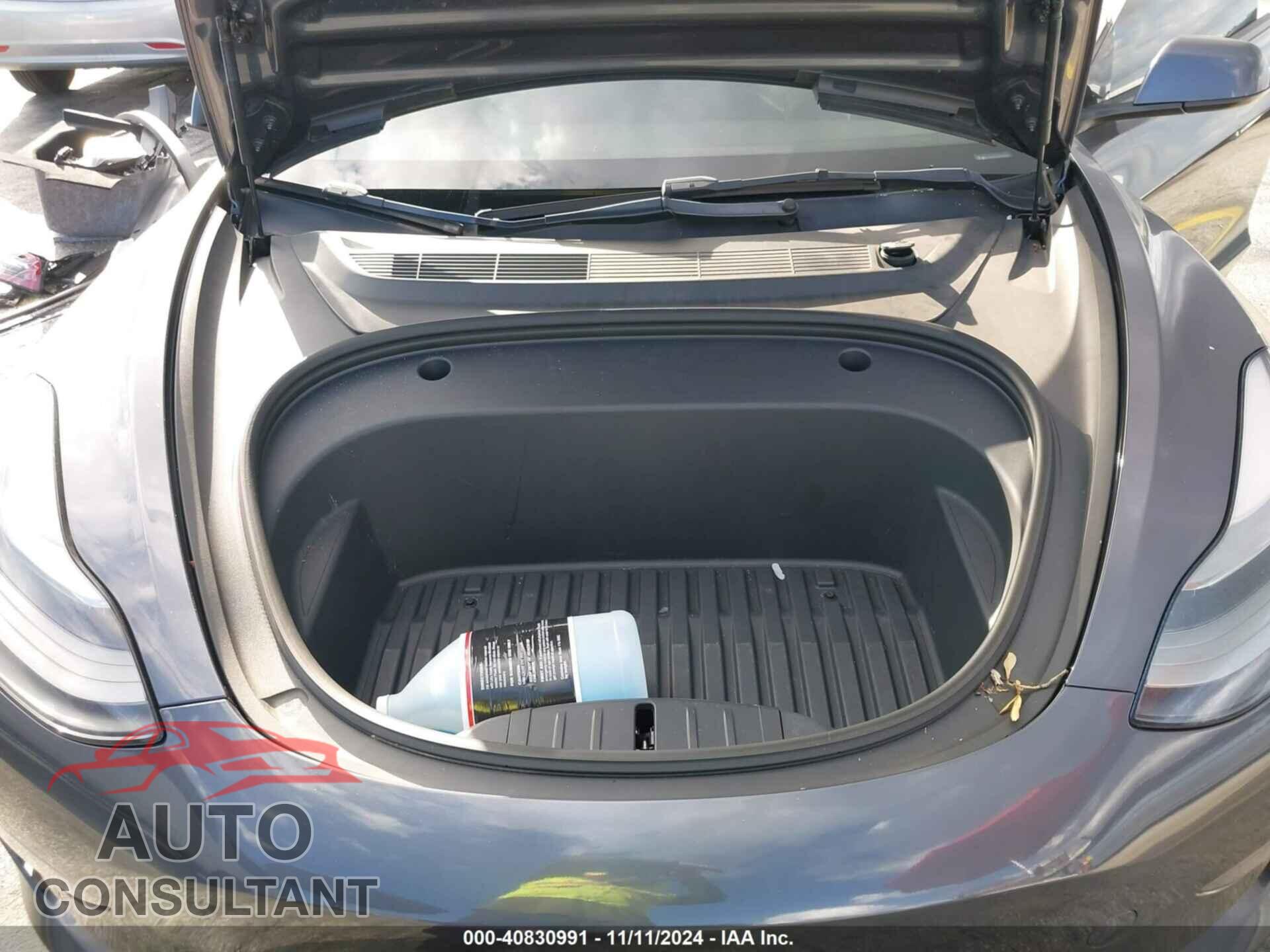 TESLA MODEL 3 2022 - 5YJ3E1EA2NF250502