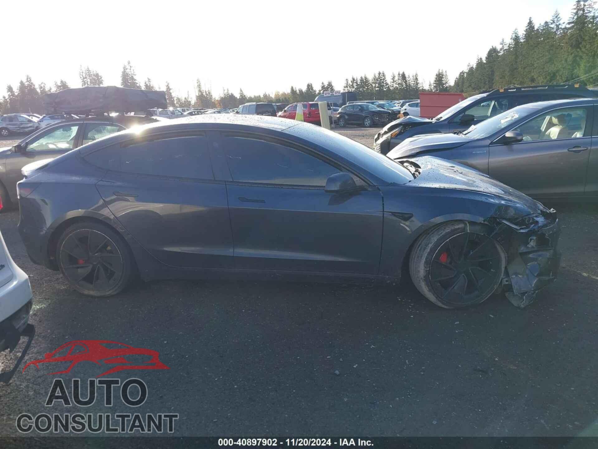 TESLA MODEL 3 2024 - 5YJ3E1ET2RF796238