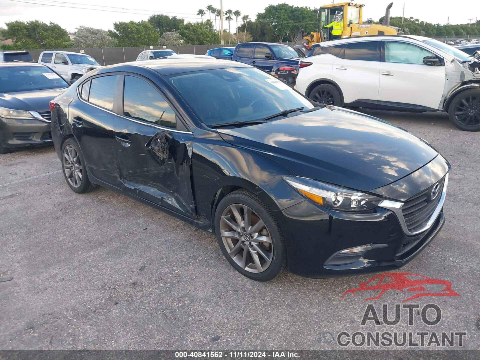 MAZDA MAZDA3 2018 - 3MZBN1V3XJM209292