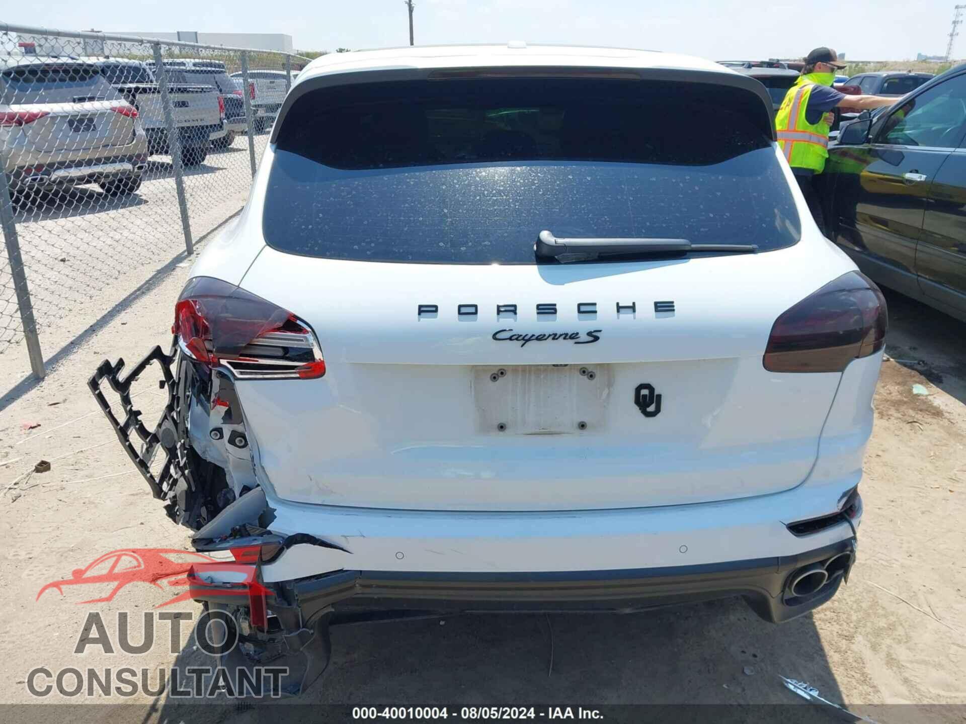 PORSCHE CAYENNE 2016 - WP1AB2A21GLA92253