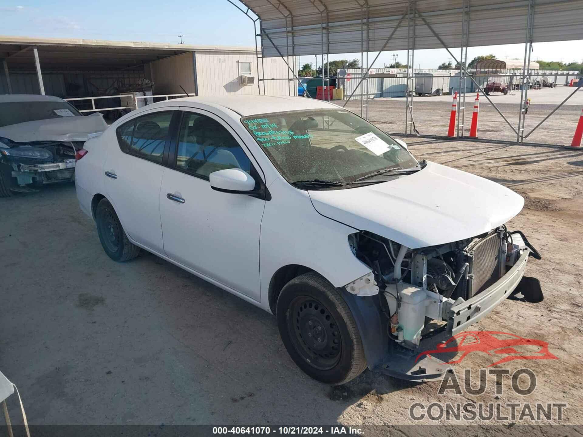 NISSAN VERSA 2019 - 3N1CN7AP7KL852115