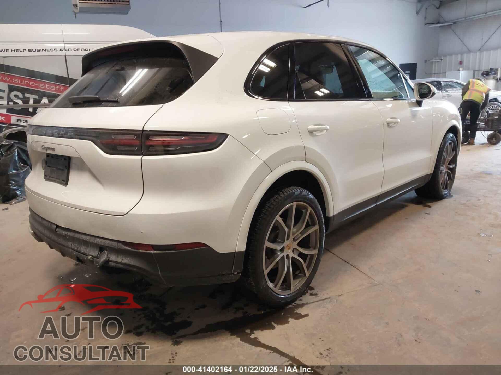 PORSCHE CAYENNE 2023 - WP1AA2AY4PDA10596