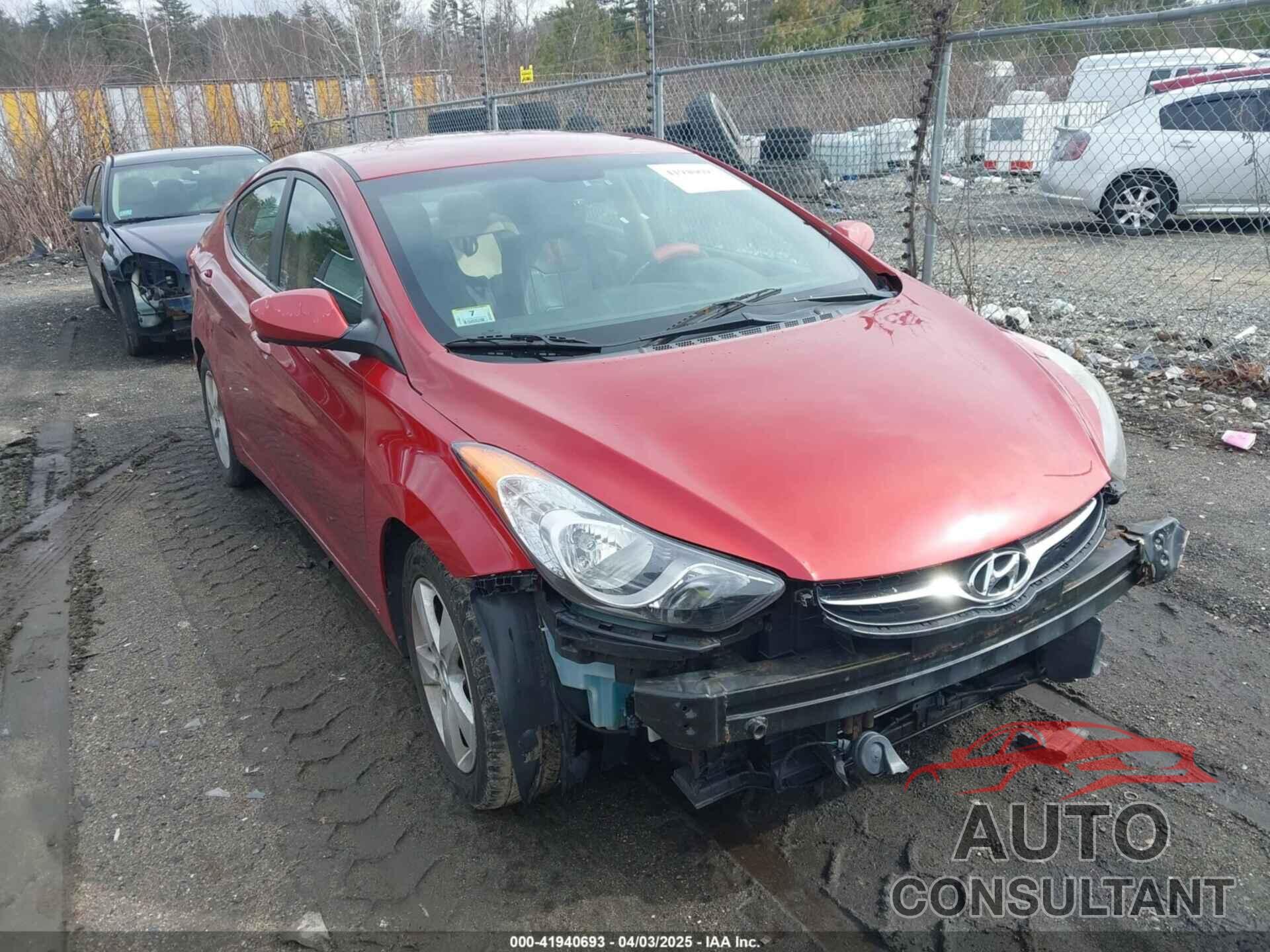HYUNDAI ELANTRA 2013 - KMHDH4AE1DU800893