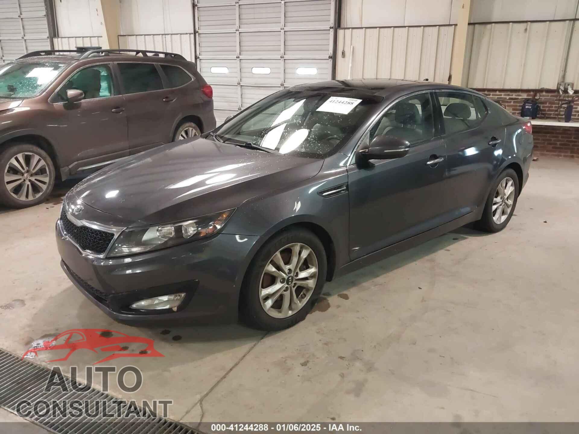 KIA OPTIMA 2011 - KNAGN4A75B5178959