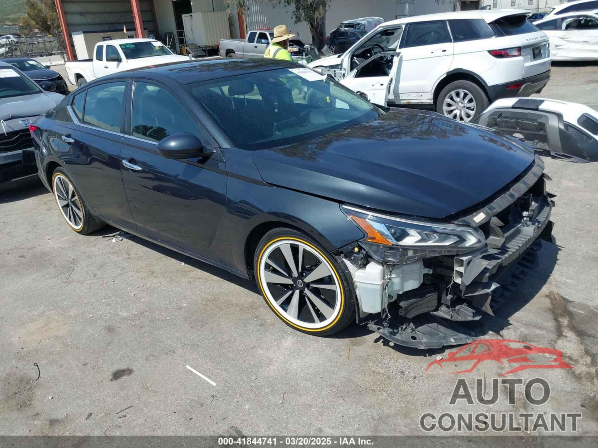 NISSAN ALTIMA 2022 - 1N4BL4DV7NN319358