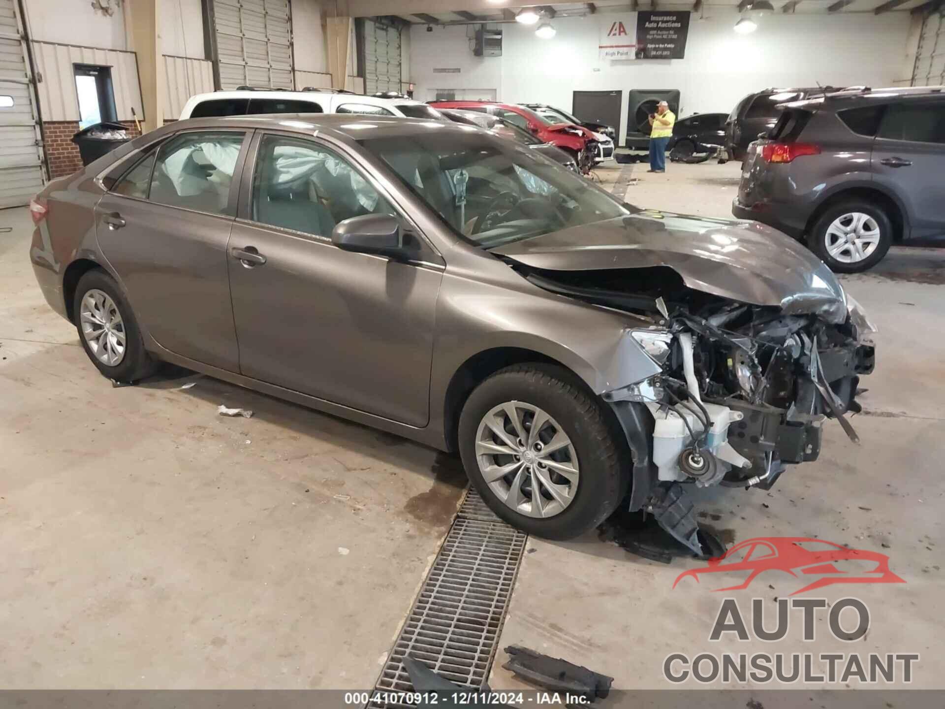 TOYOTA CAMRY 2017 - 4T1BF1FK0HU400811
