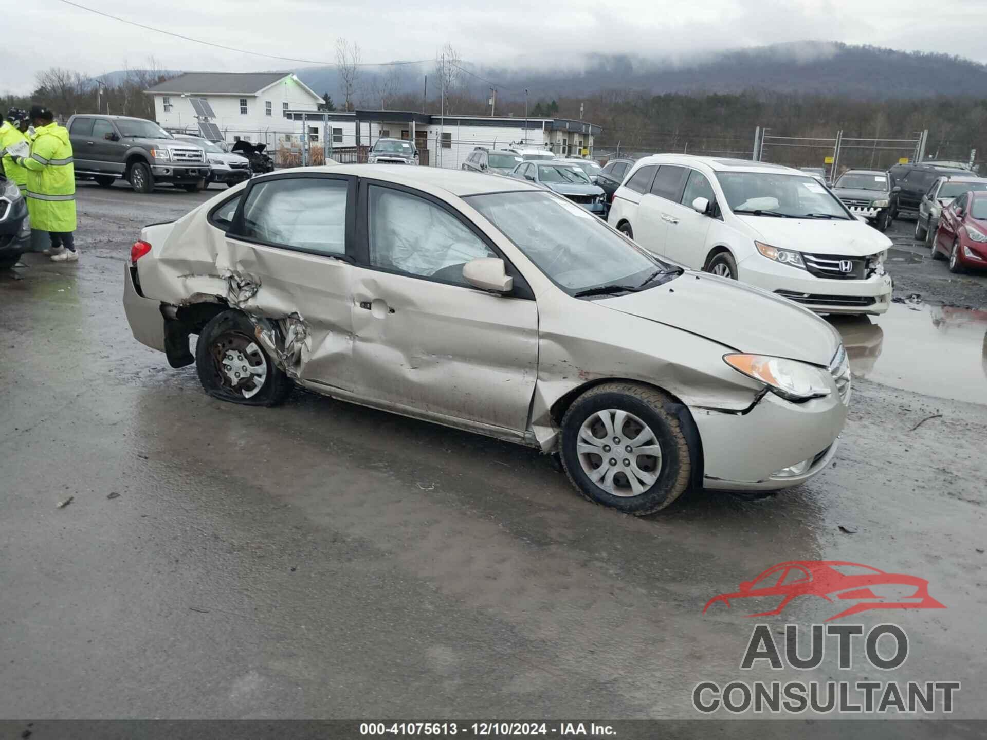 HYUNDAI ELANTRA 2010 - KMHDU4AD2AU171563