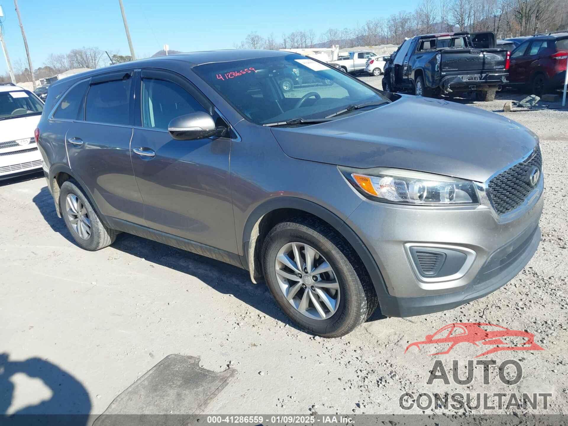 KIA SORENTO 2016 - 5XYPG4A30GG166873