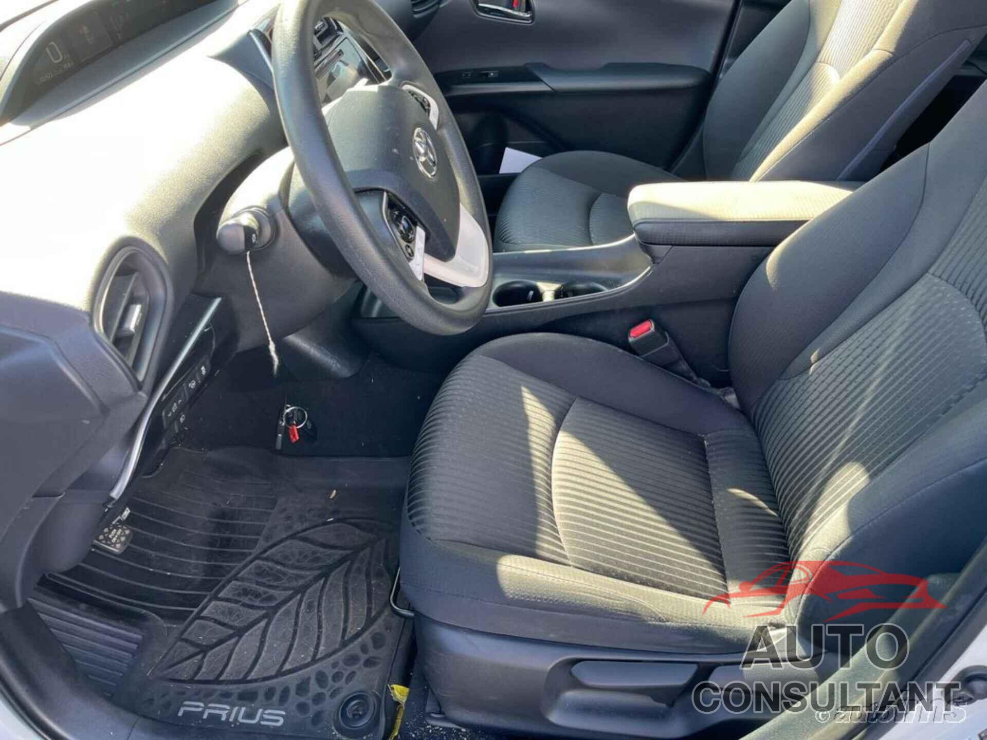 TOYOTA PRIUS 2018 - JTDKBRFU9J3602168