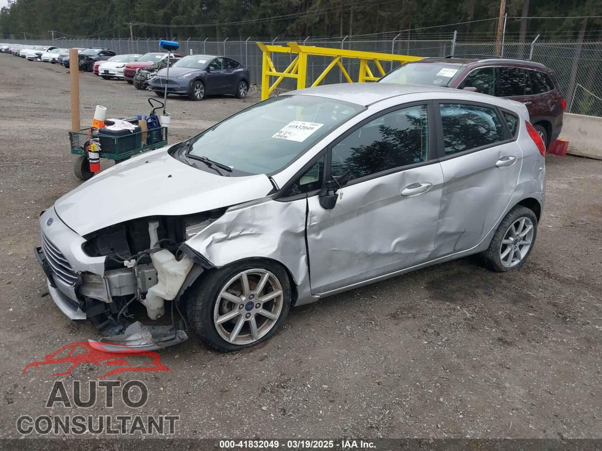 FORD FIESTA 2015 - 3FADP4EJ7FM205610