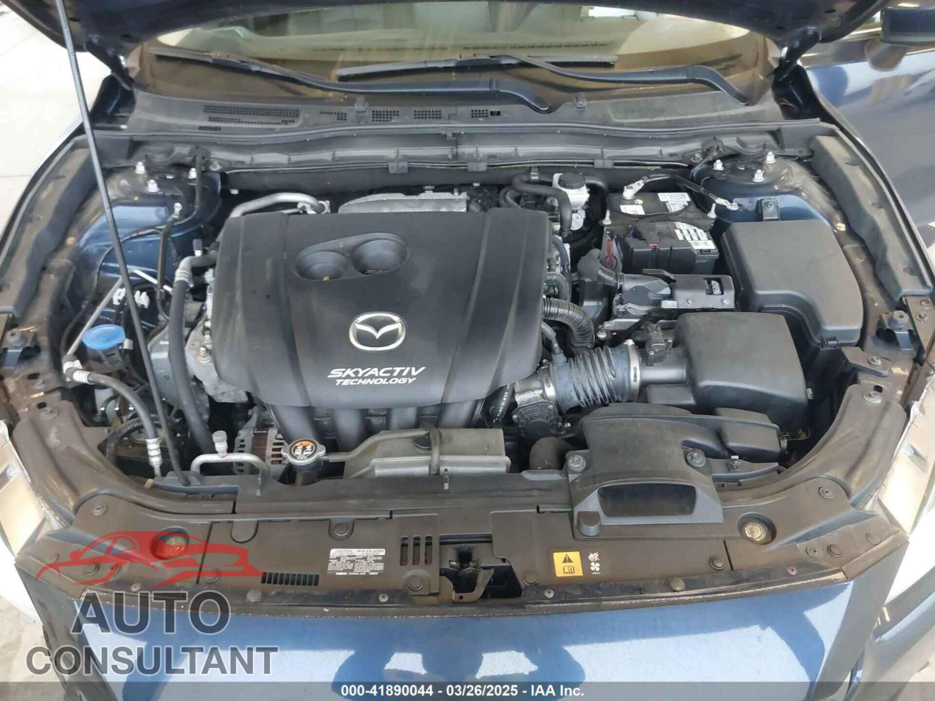 MAZDA 3 2018 - 3MZBN1M37JM269239