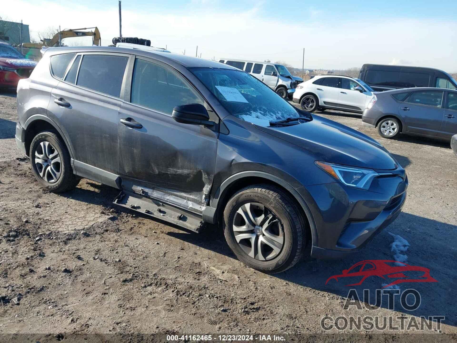 TOYOTA RAV4 2018 - JTMBFREV1JJ204995