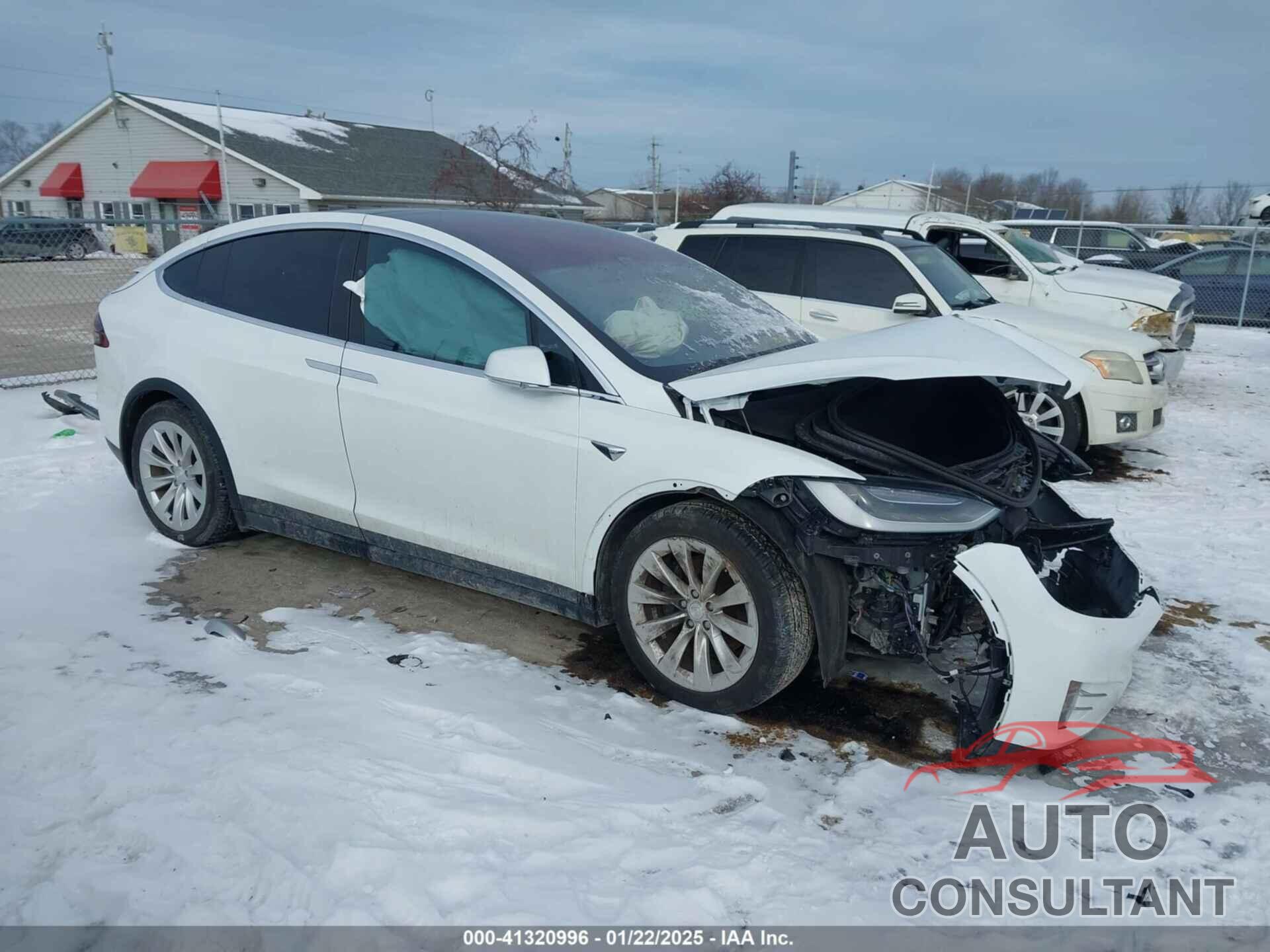TESLA MODEL X 2019 - 5YJXCDE21KF184361
