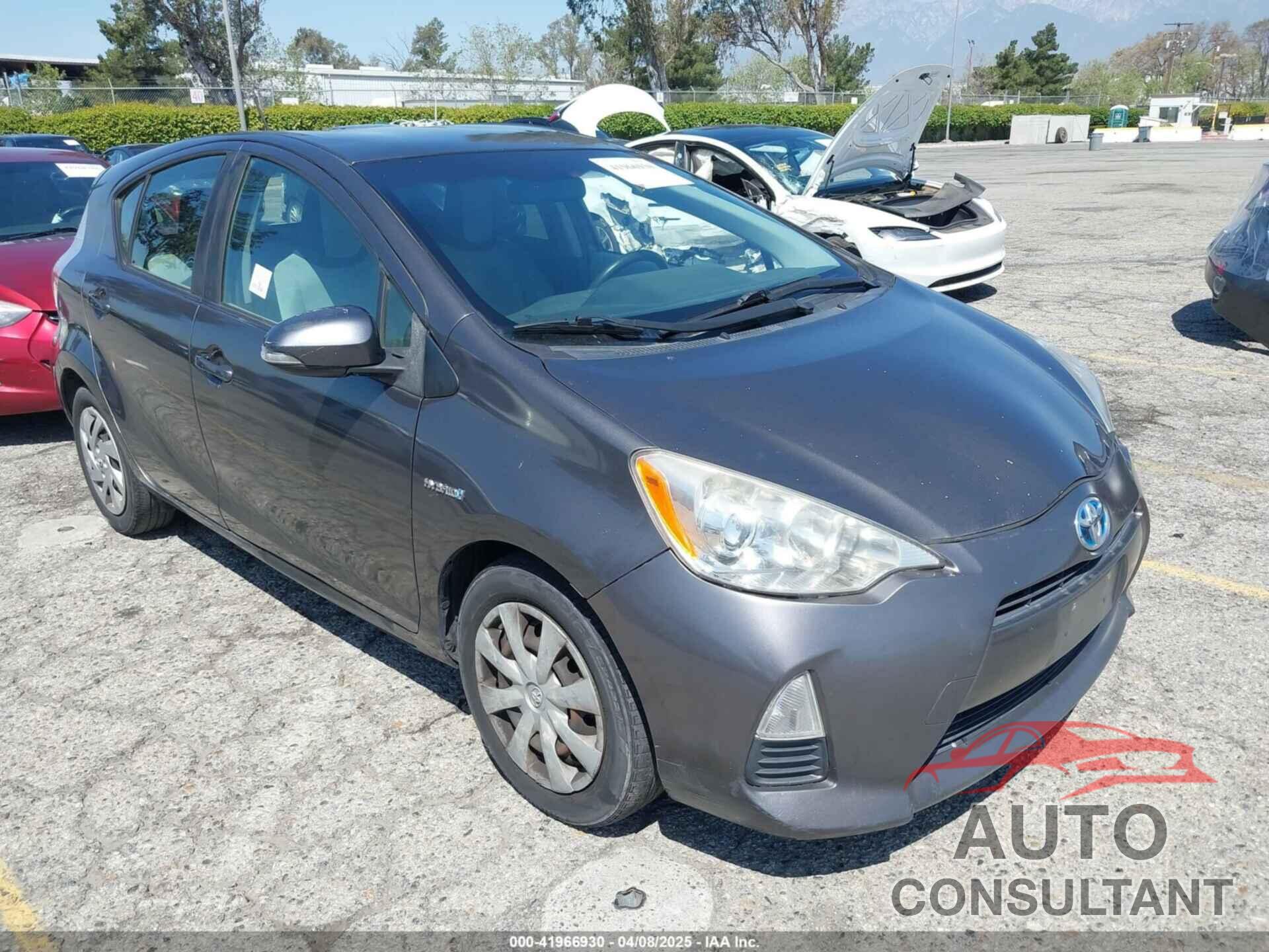 TOYOTA PRIUS C 2013 - JTDKDTB36D1540801