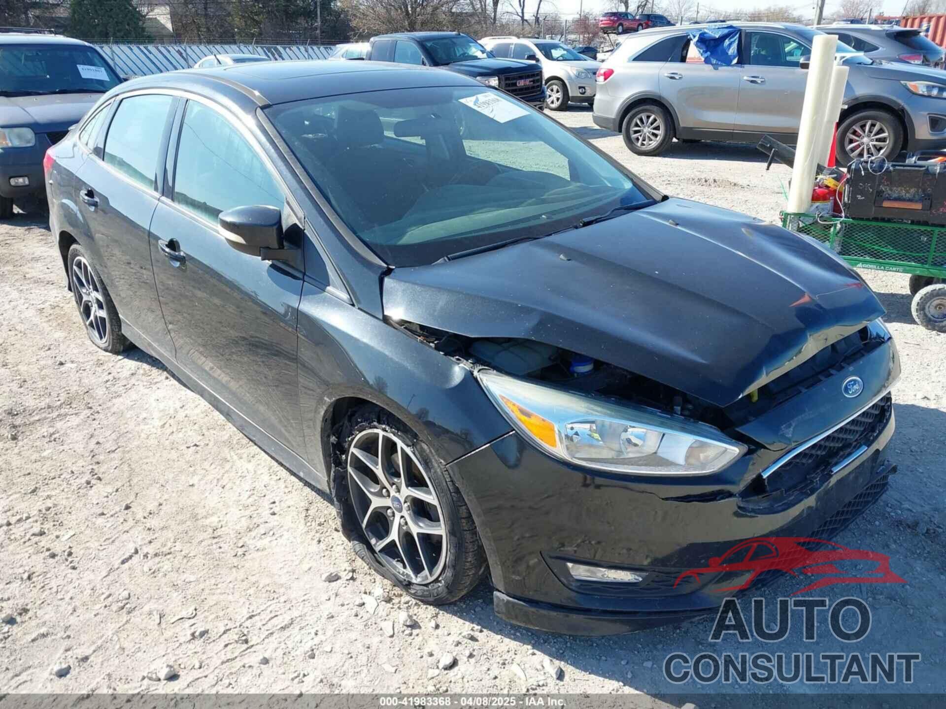 FORD FOCUS 2015 - 1FADP3F22FL373030