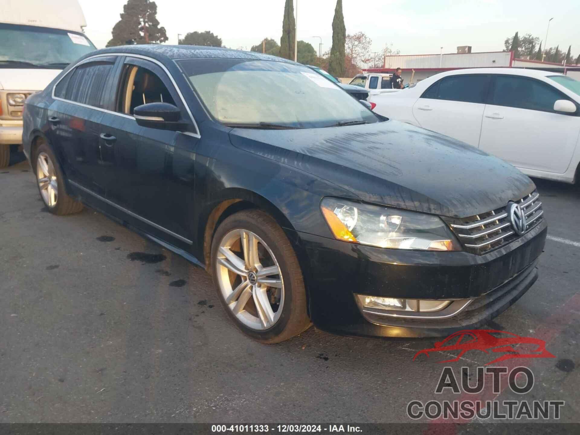 VOLKSWAGEN PASSAT 2013 - 1VWBN7A37DC114459