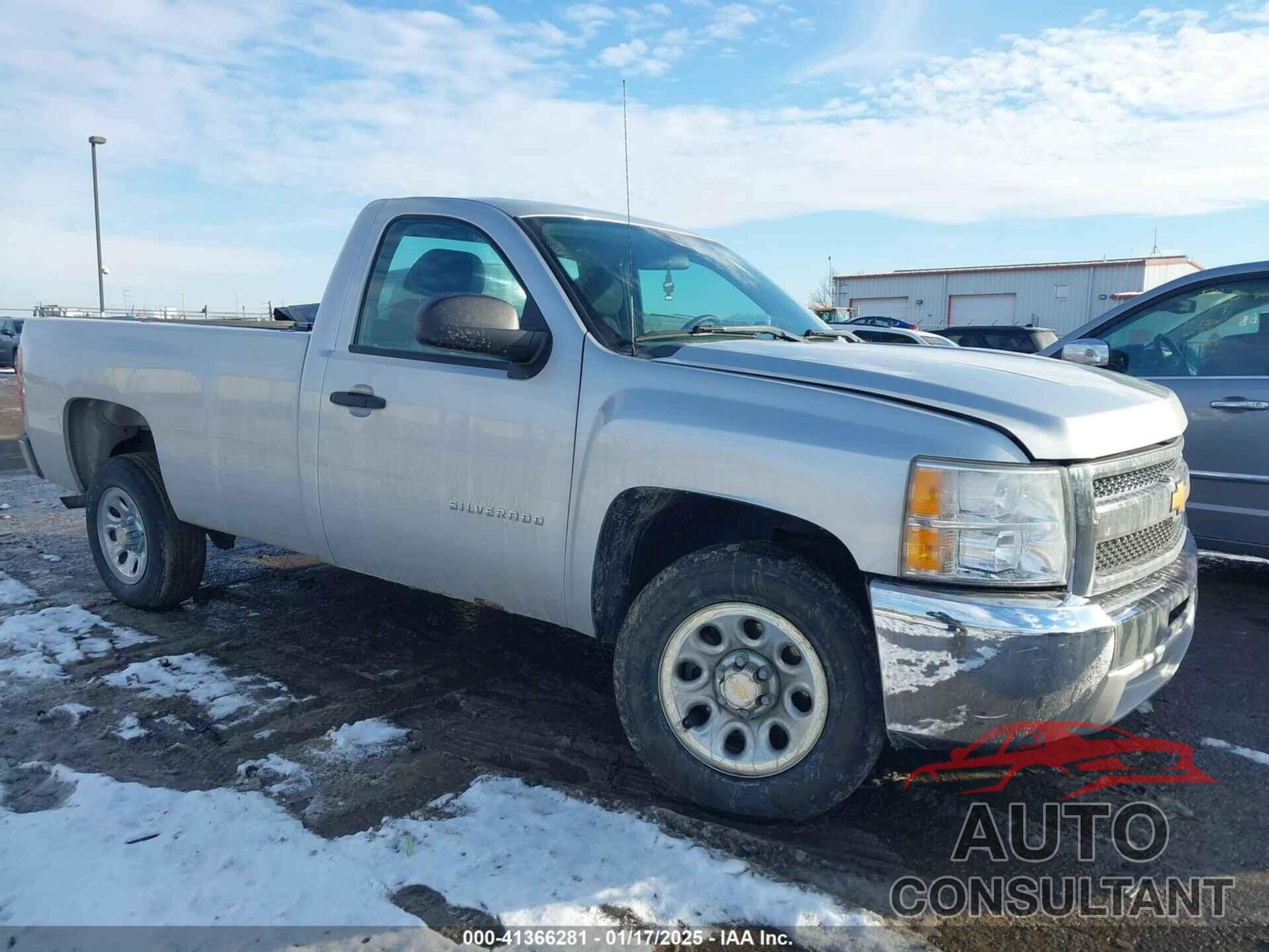 CHEVROLET SILVERADO 1500 2013 - 1GCNCPEX4DZ334223
