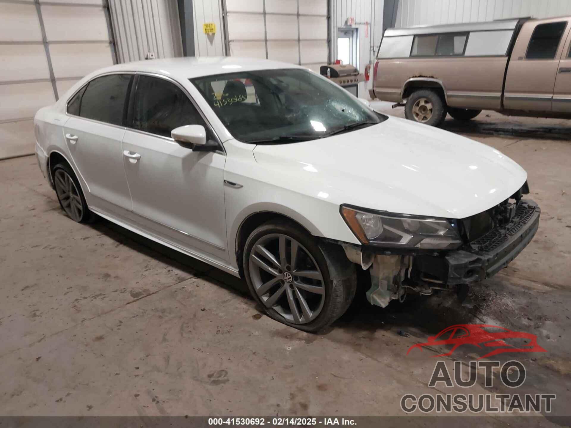 VOLKSWAGEN PASSAT 2017 - 1VWDT7A34HC001850