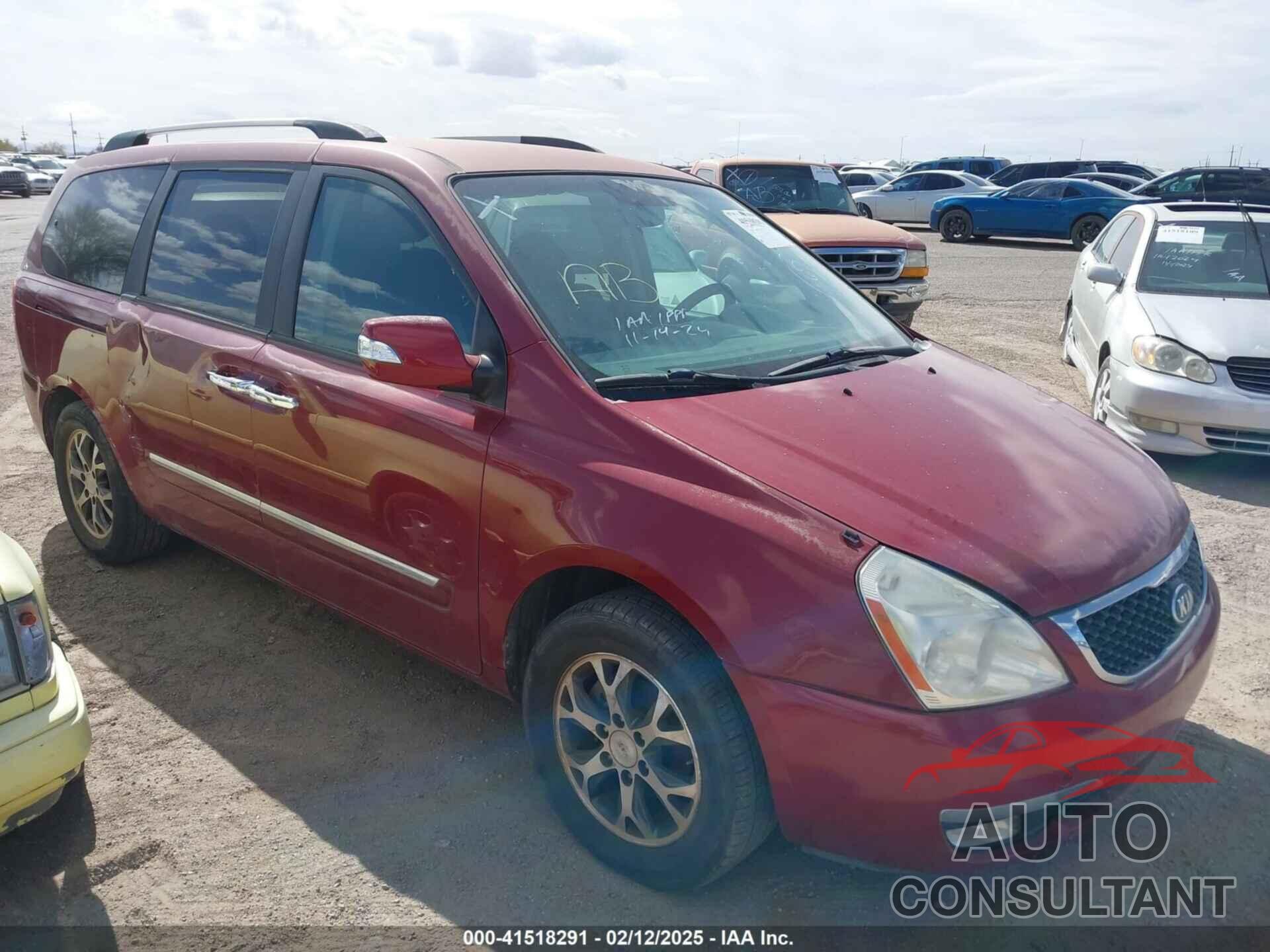 KIA SEDONA 2014 - KNDMH4C76E6544730