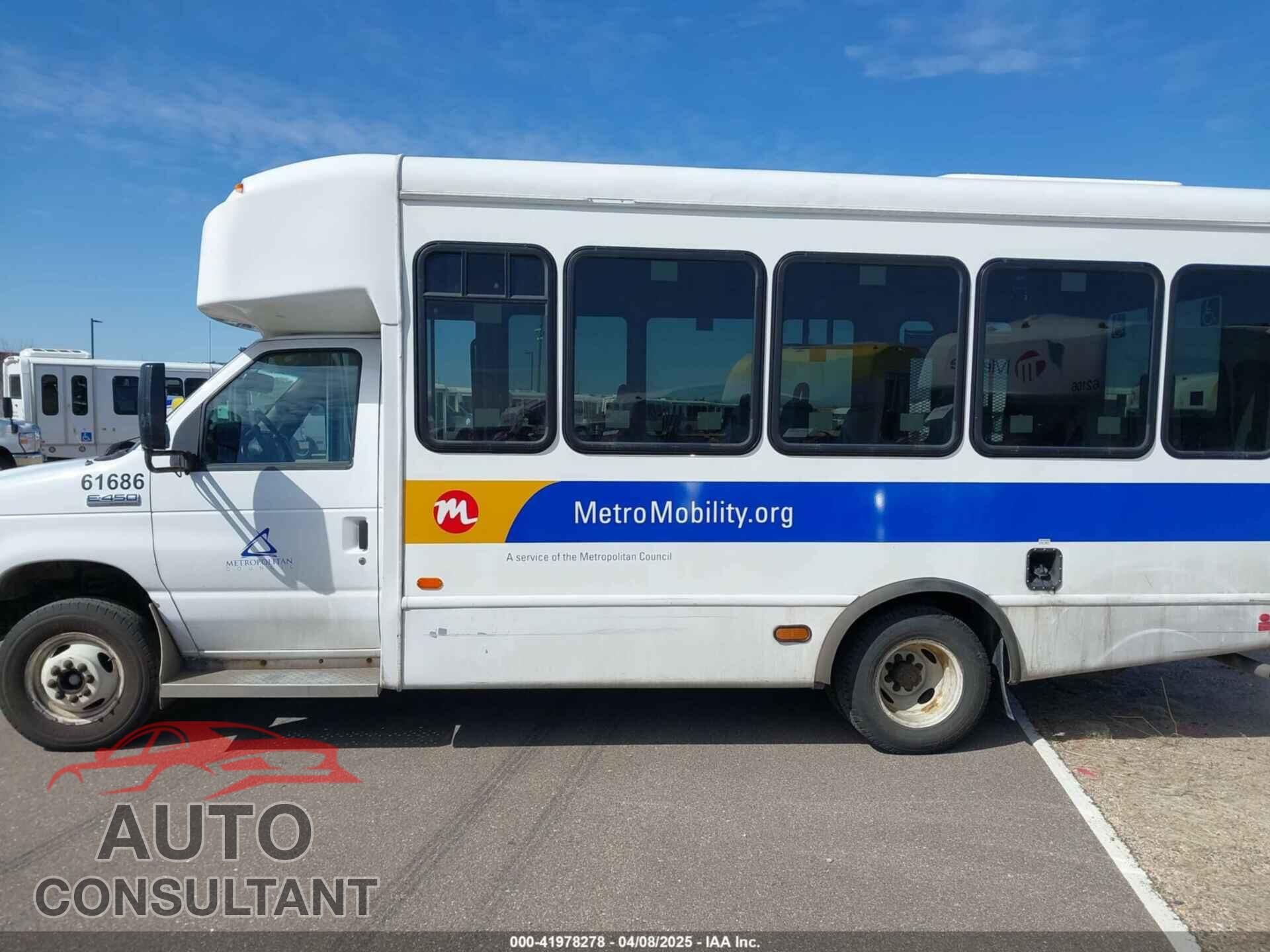 FORD E-450 CUTAWAY 2019 - 1FDFE4FS2KDC32053