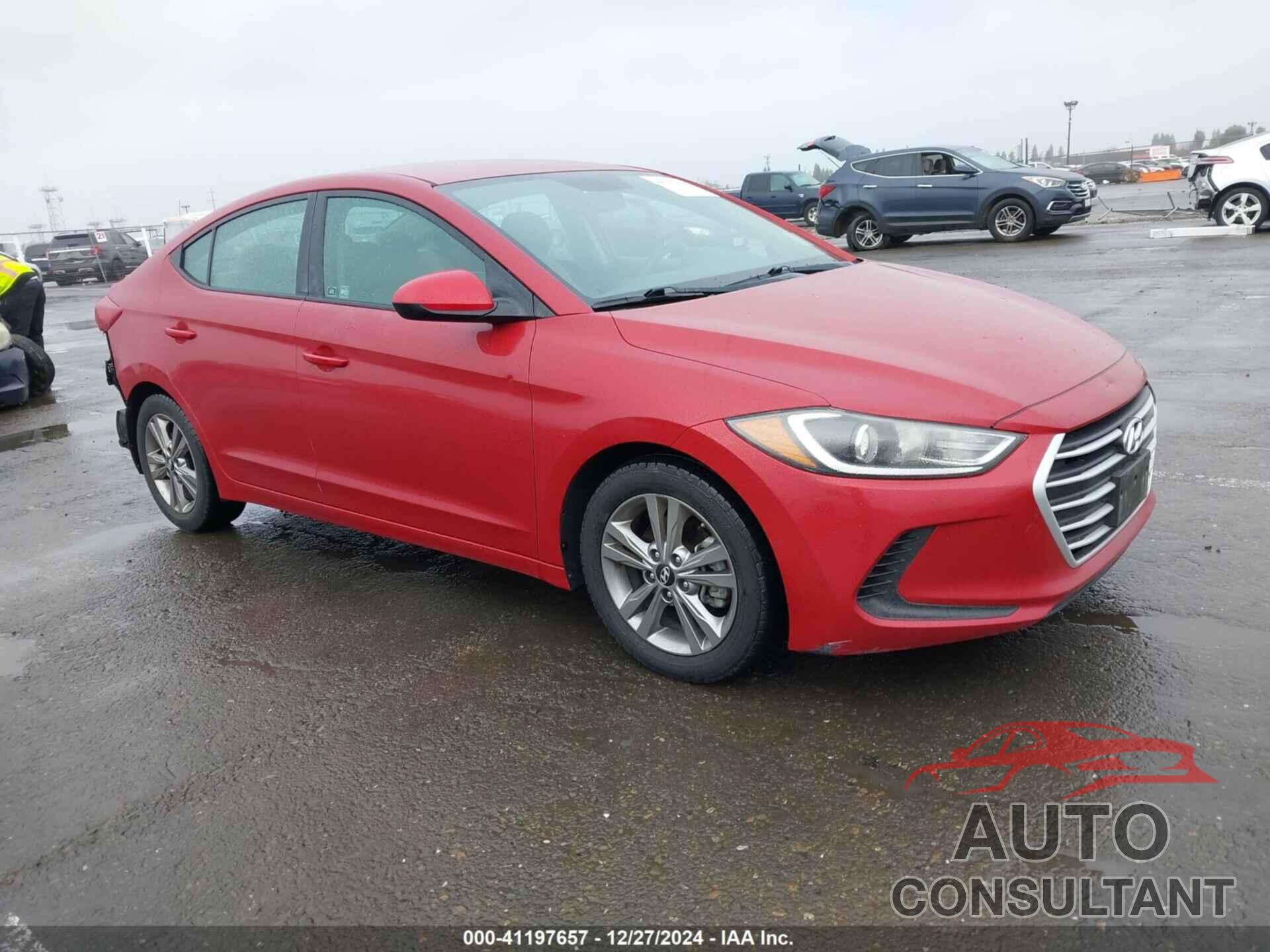 HYUNDAI ELANTRA 2018 - KMHD84LF6JU608080