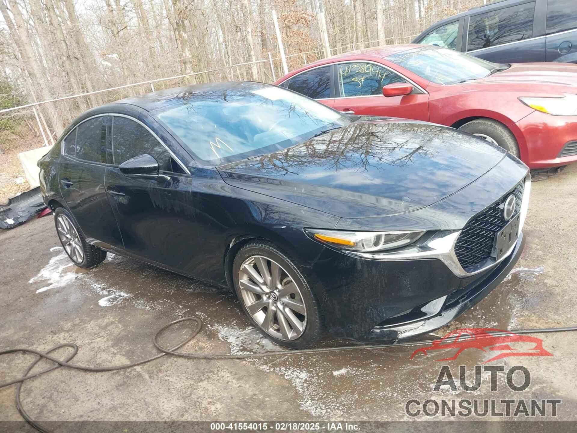 MAZDA MAZDA3 2019 - 3MZBPAEM5KM104910