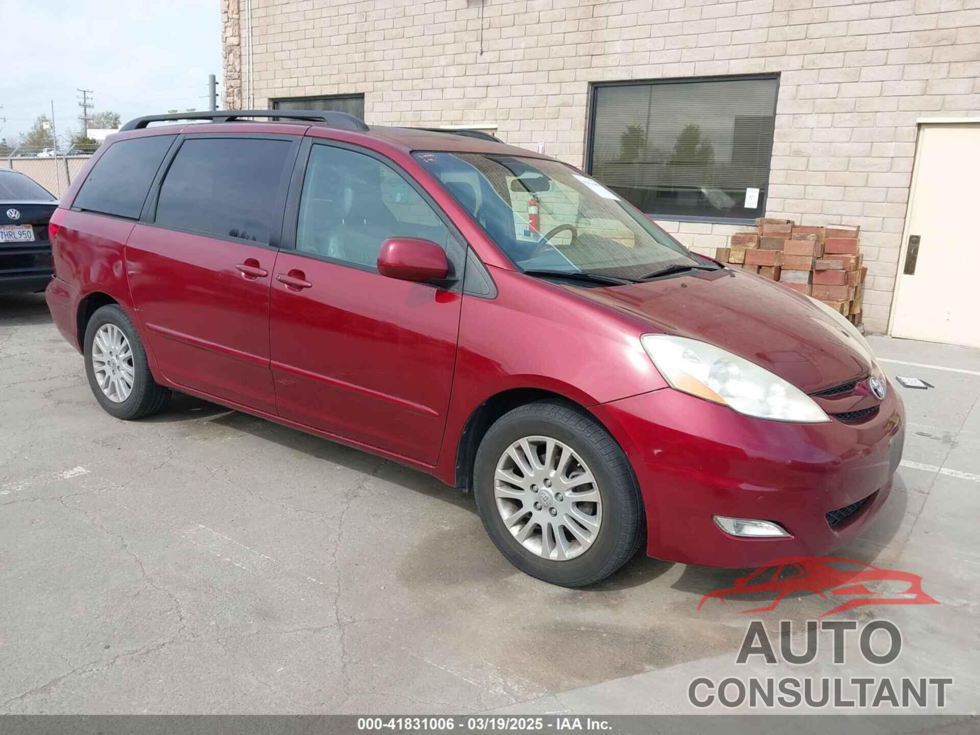TOYOTA SIENNA 2009 - 5TDZK22C29S261516