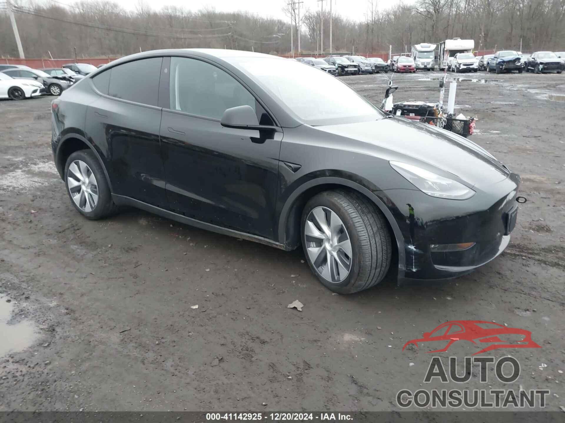 TESLA MODEL Y 2023 - 7SAYGDEE8PA183671