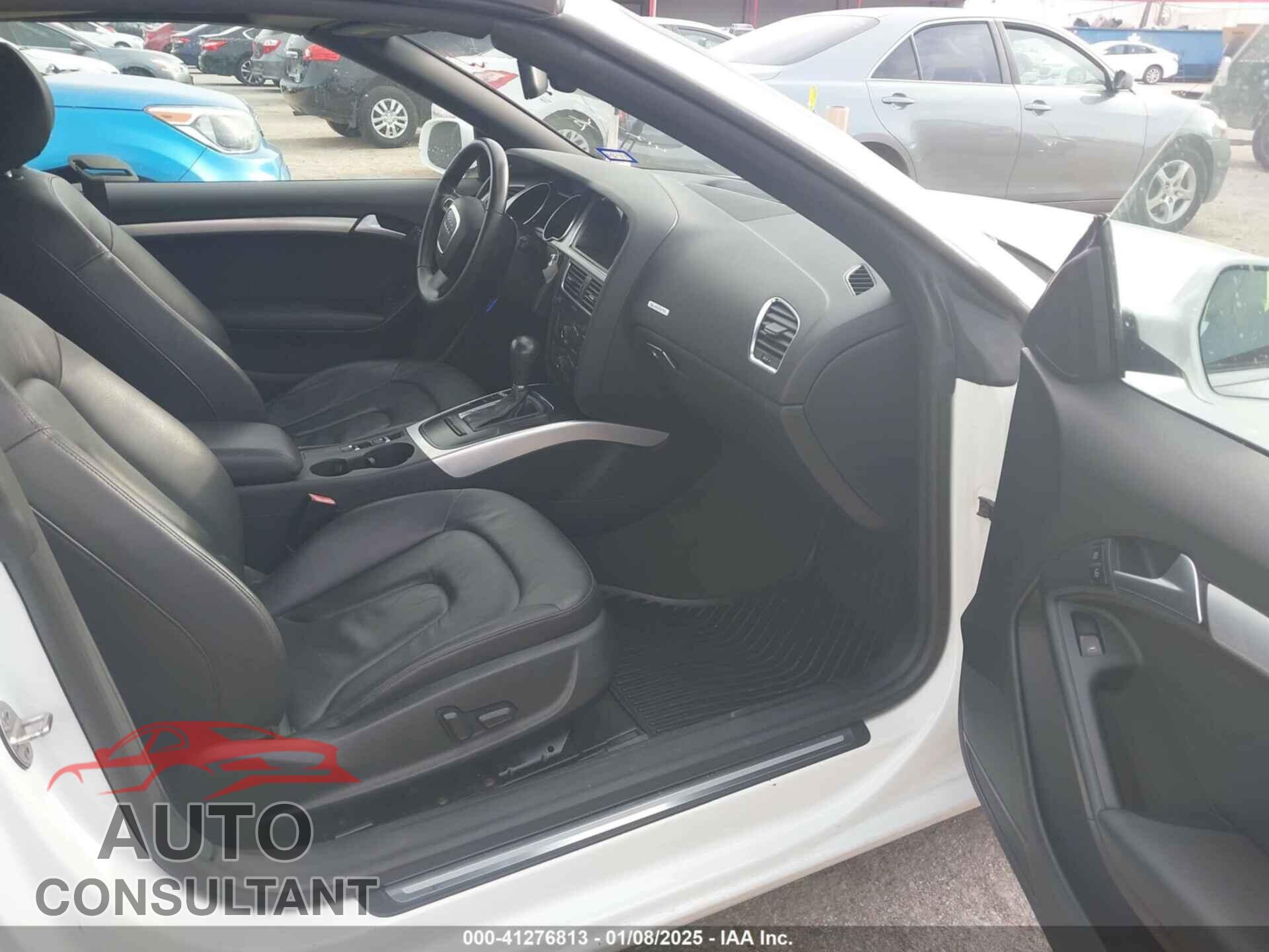 AUDI A5 2012 - WAUCFAFHXCN008464