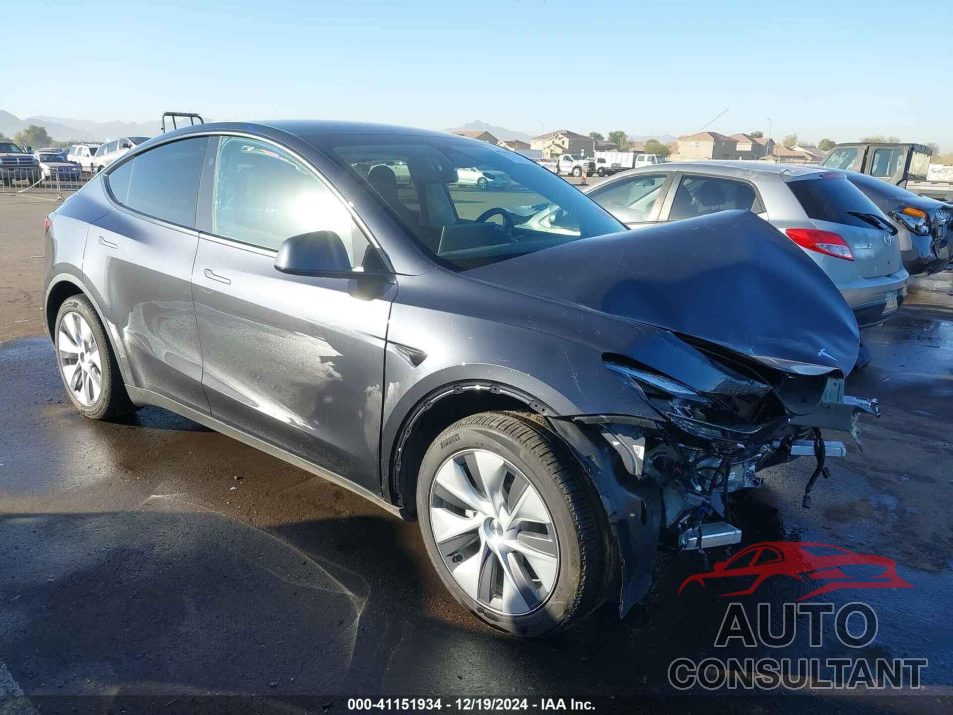 TESLA MODEL Y 2024 - 7SAYGDEEXRA270975